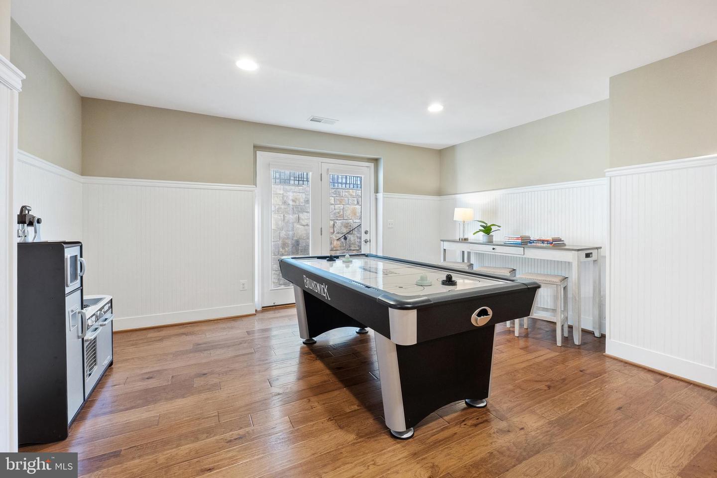 1017 AKAN ST SE, LEESBURG, Virginia 20175, 6 Bedrooms Bedrooms, ,4 BathroomsBathrooms,Residential,For sale,1017 AKAN ST SE,VALO2090524 MLS # VALO2090524