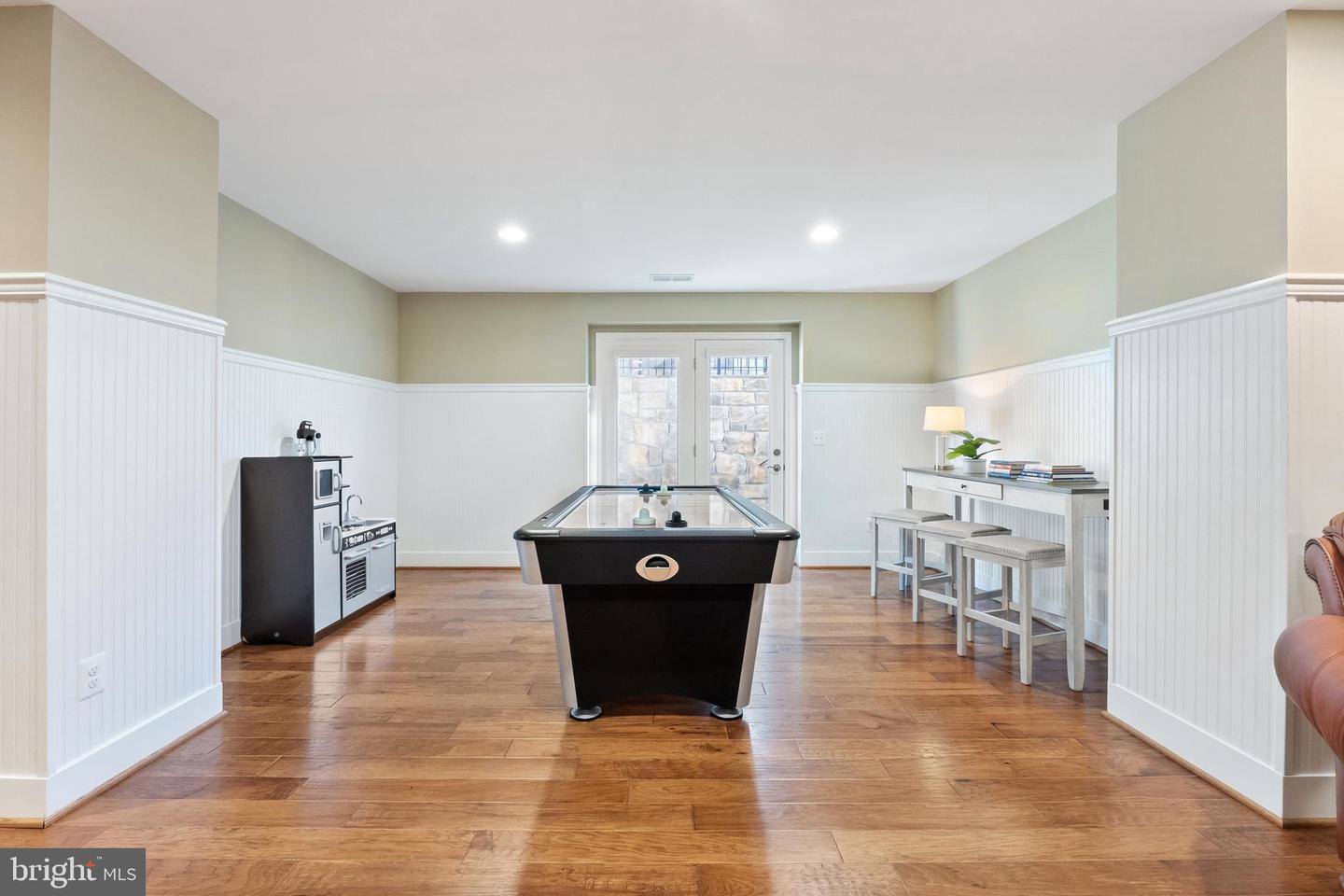 1017 AKAN ST SE, LEESBURG, Virginia 20175, 6 Bedrooms Bedrooms, ,4 BathroomsBathrooms,Residential,For sale,1017 AKAN ST SE,VALO2090524 MLS # VALO2090524