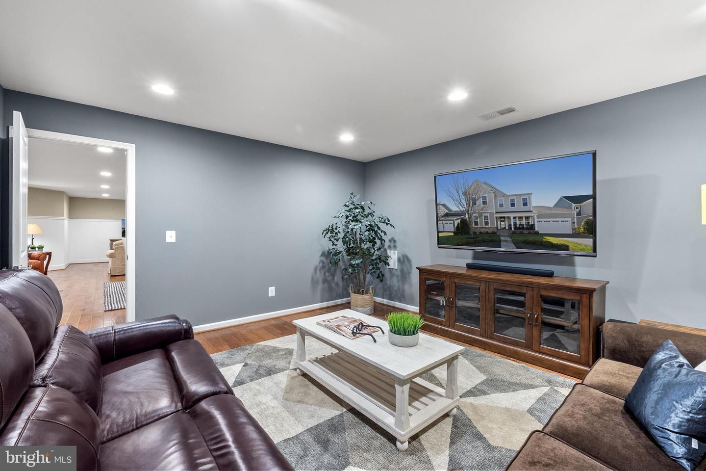 1017 AKAN ST SE, LEESBURG, Virginia 20175, 6 Bedrooms Bedrooms, ,4 BathroomsBathrooms,Residential,For sale,1017 AKAN ST SE,VALO2090524 MLS # VALO2090524