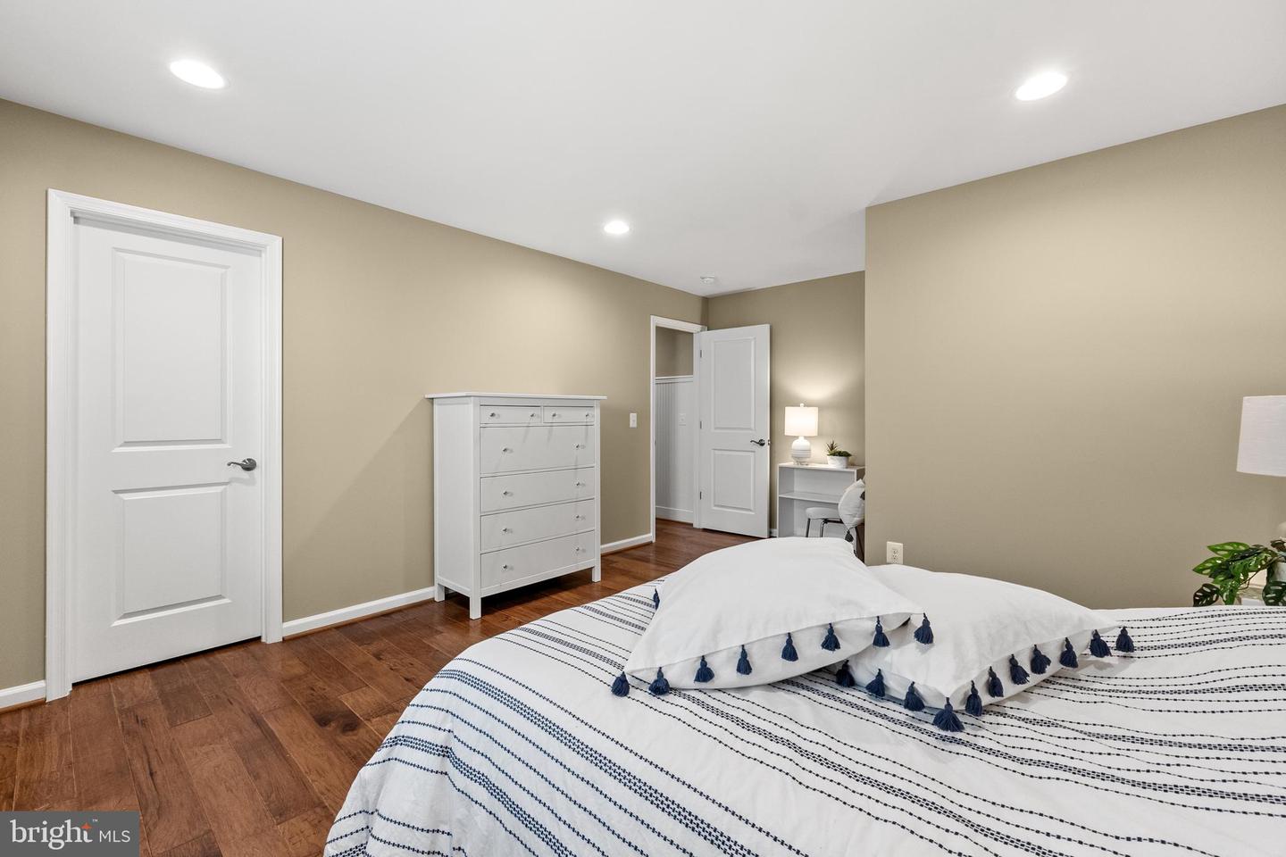 1017 AKAN ST SE, LEESBURG, Virginia 20175, 6 Bedrooms Bedrooms, ,4 BathroomsBathrooms,Residential,For sale,1017 AKAN ST SE,VALO2090524 MLS # VALO2090524