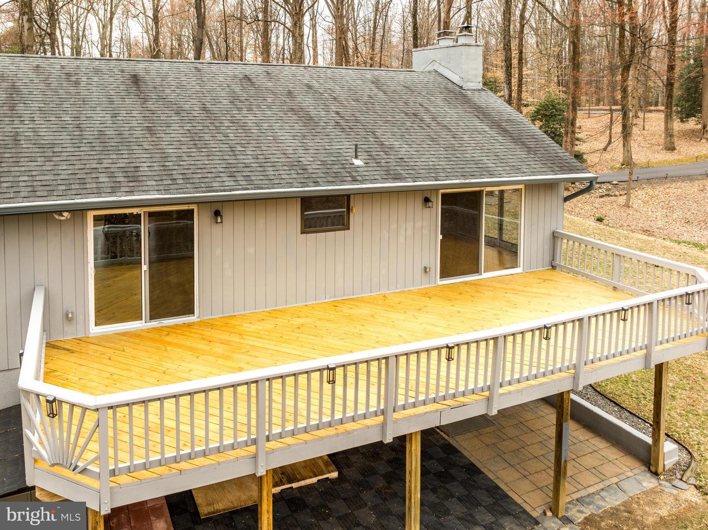 247 SPRINGVALE RD, GREAT FALLS, Virginia 22066, 4 Bedrooms Bedrooms, ,4 BathroomsBathrooms,Residential,For sale,247 SPRINGVALE RD,VAFX2228488 MLS # VAFX2228488