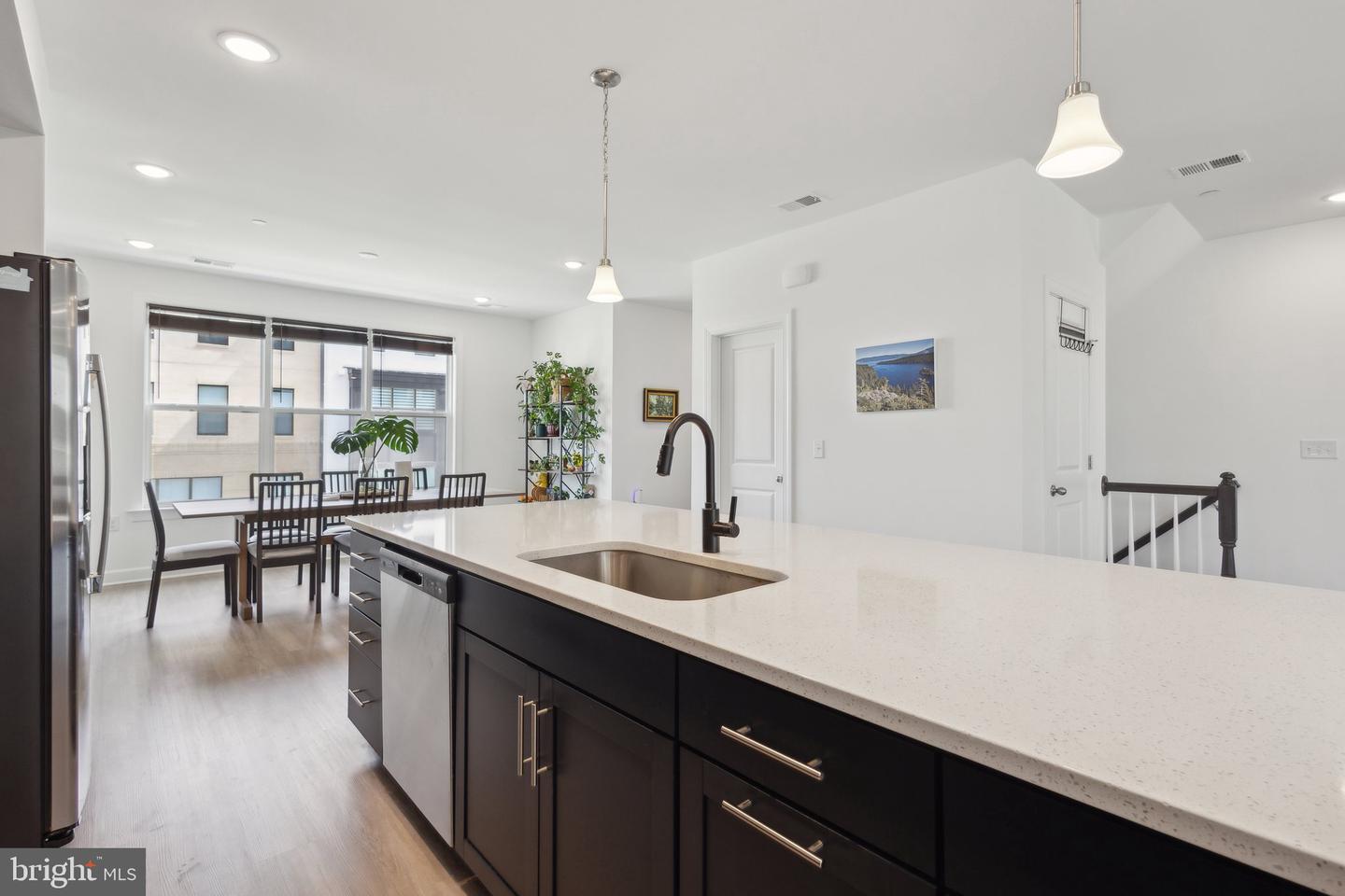 4902 LONGMIRE WAY #24, CHANTILLY, Virginia 20151, 3 Bedrooms Bedrooms, ,2 BathroomsBathrooms,Residential,For sale,4902 LONGMIRE WAY #24,VAFX2228626 MLS # VAFX2228626