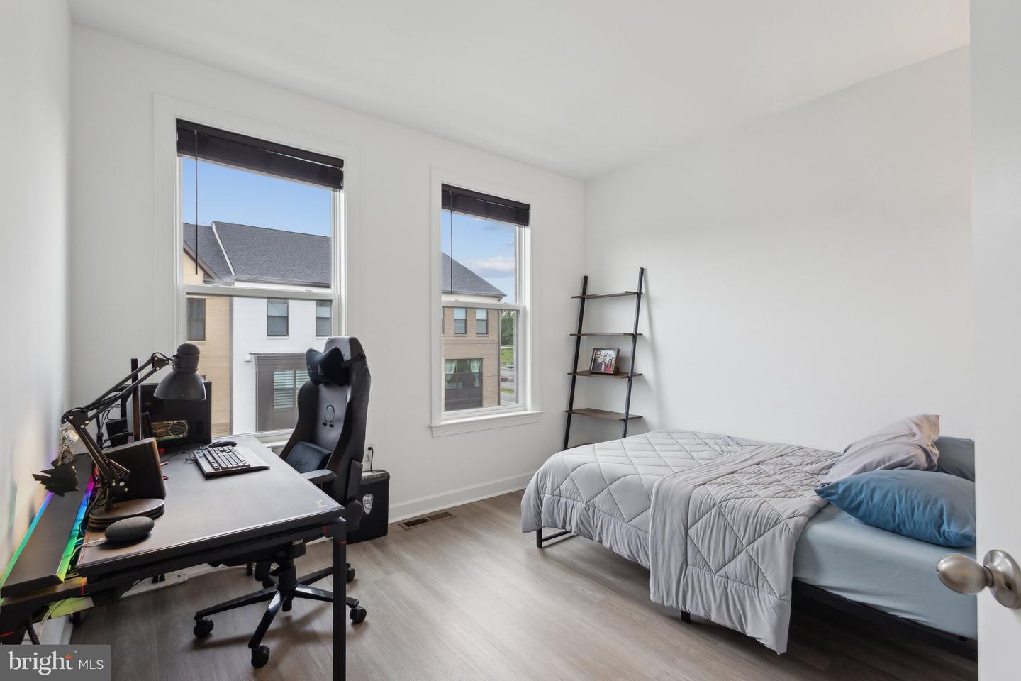 4902 LONGMIRE WAY #24, CHANTILLY, Virginia 20151, 3 Bedrooms Bedrooms, ,2 BathroomsBathrooms,Residential,For sale,4902 LONGMIRE WAY #24,VAFX2228626 MLS # VAFX2228626