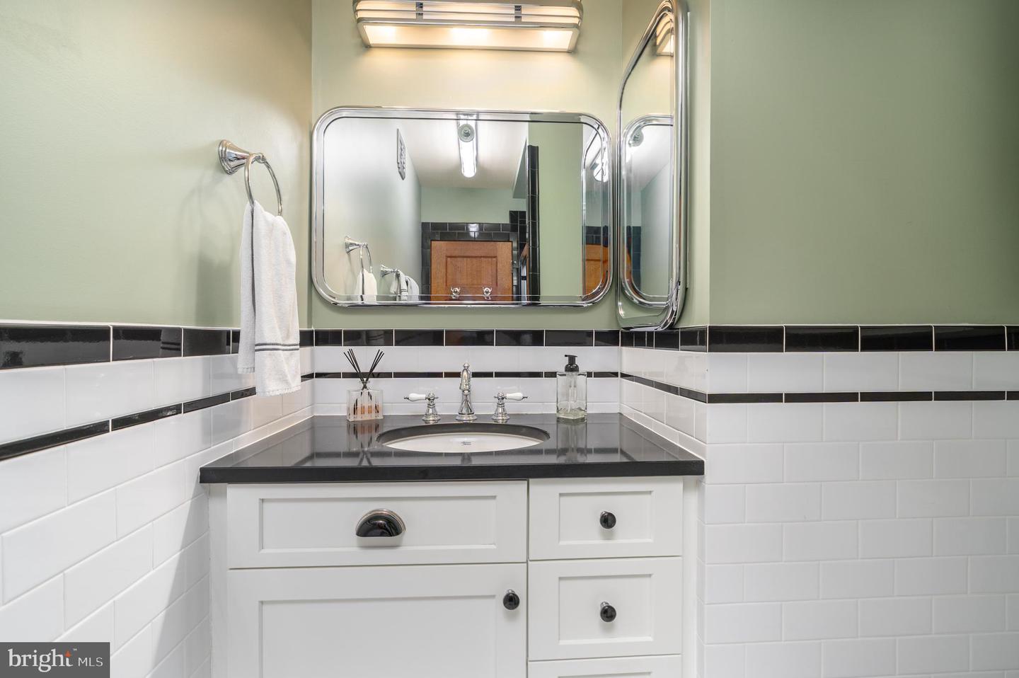 1737 CHURCH ST NW, WASHINGTON, District Of Columbia 20036, 4 Bedrooms Bedrooms, ,3 BathroomsBathrooms,Residential,For sale,1737 CHURCH ST NW,DCDC2191020 MLS # DCDC2191020