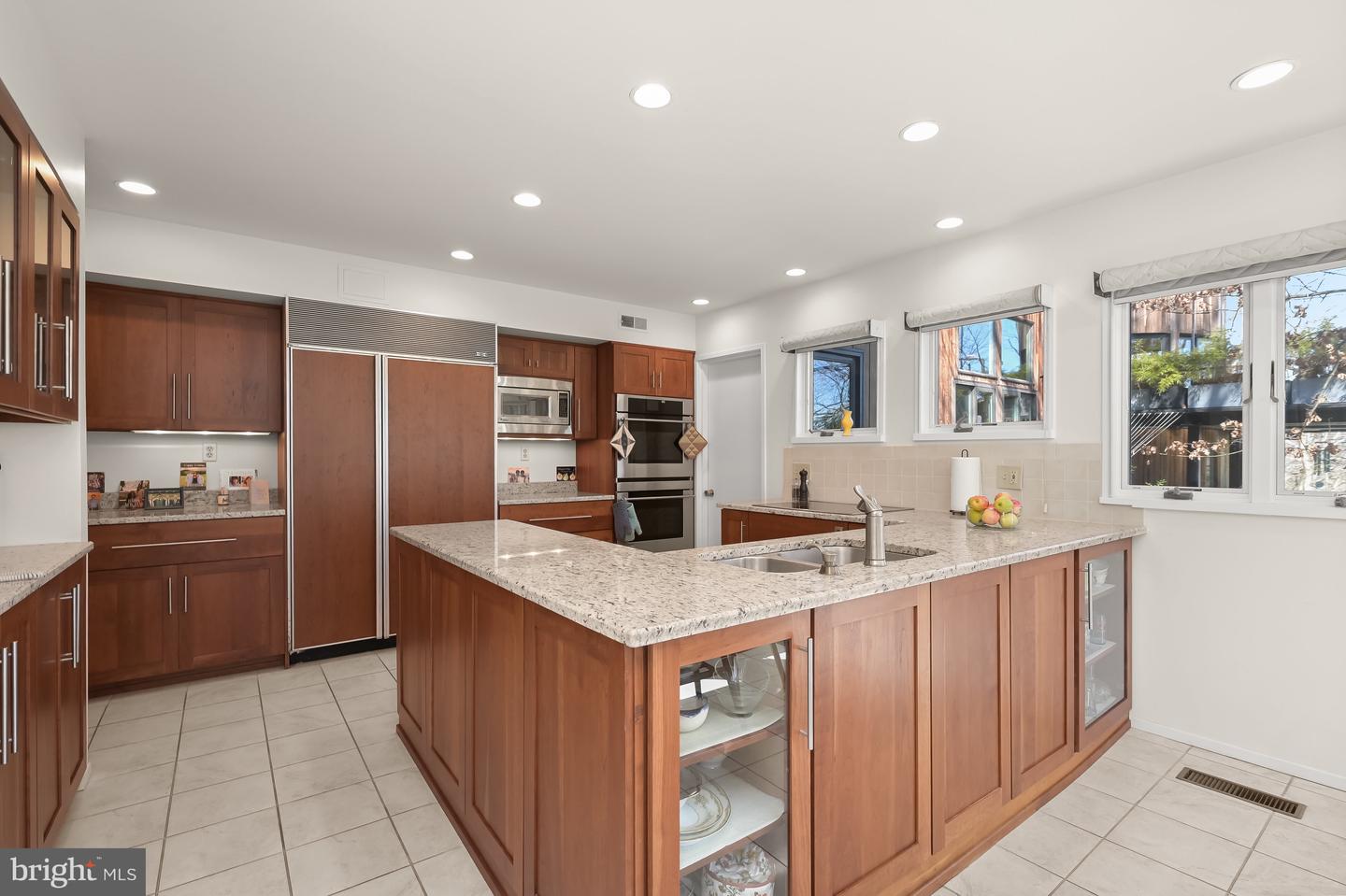2603 KLINGLE RD NW, WASHINGTON, District Of Columbia 20008, 3 Bedrooms Bedrooms, ,2 BathroomsBathrooms,Residential,For sale,2603 KLINGLE RD NW,DCDC2191318 MLS # DCDC2191318