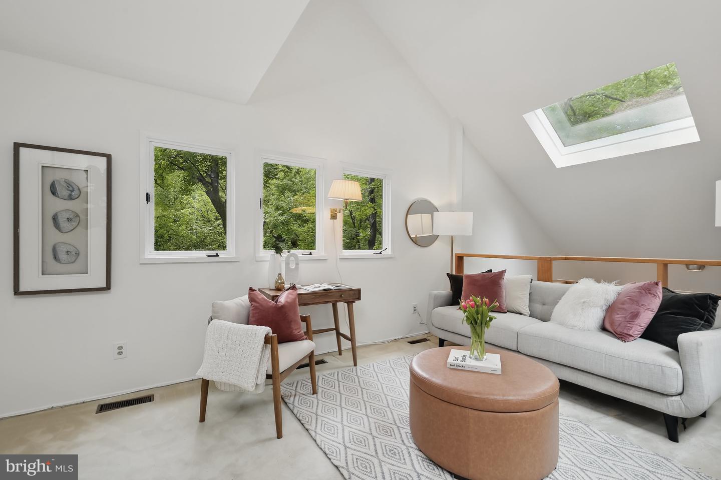 2603 KLINGLE RD NW, WASHINGTON, District Of Columbia 20008, 3 Bedrooms Bedrooms, ,2 BathroomsBathrooms,Residential,For sale,2603 KLINGLE RD NW,DCDC2191318 MLS # DCDC2191318