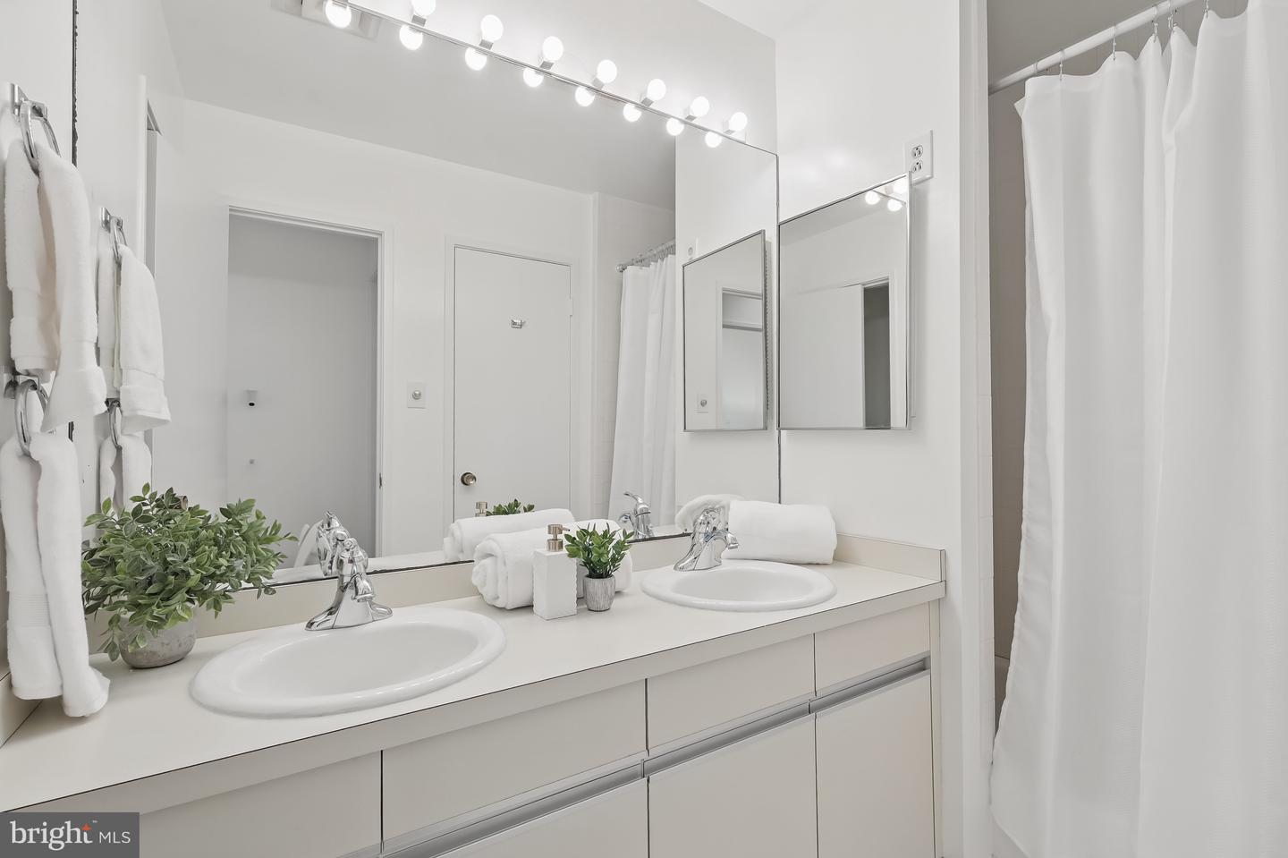 2603 KLINGLE RD NW, WASHINGTON, District Of Columbia 20008, 3 Bedrooms Bedrooms, ,2 BathroomsBathrooms,Residential,For sale,2603 KLINGLE RD NW,DCDC2191318 MLS # DCDC2191318