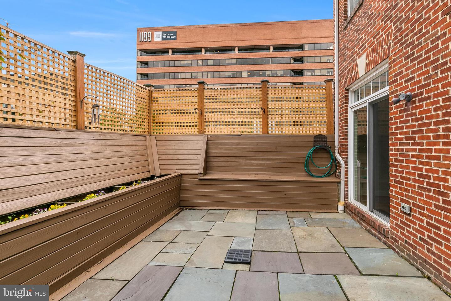 311 HEARTHSTONE MEWS, ALEXANDRIA, Virginia 22314, 3 Bedrooms Bedrooms, ,3 BathroomsBathrooms,Residential,For sale,311 HEARTHSTONE MEWS,VAAX2043078 MLS # VAAX2043078