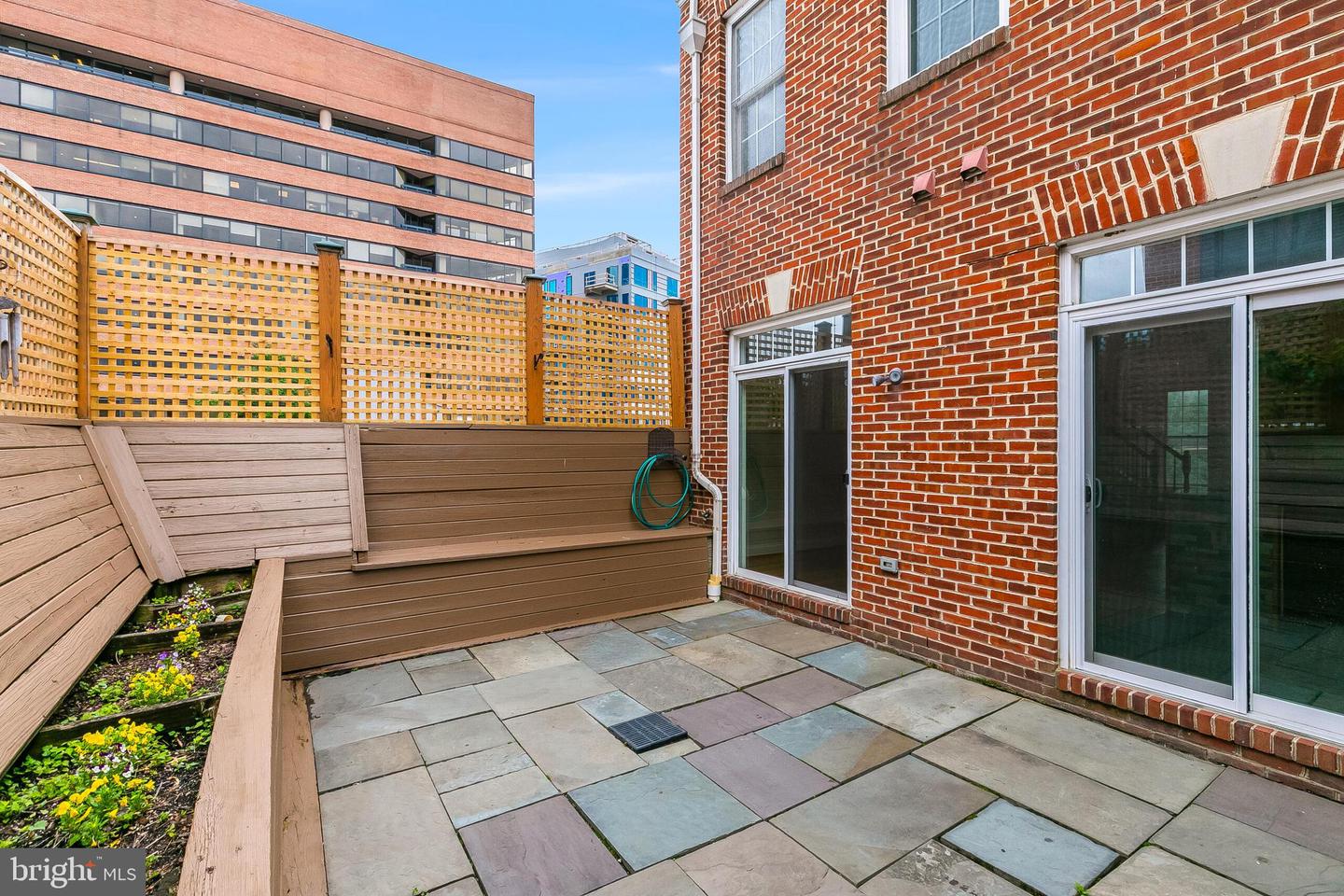 311 HEARTHSTONE MEWS, ALEXANDRIA, Virginia 22314, 3 Bedrooms Bedrooms, ,3 BathroomsBathrooms,Residential,For sale,311 HEARTHSTONE MEWS,VAAX2043078 MLS # VAAX2043078