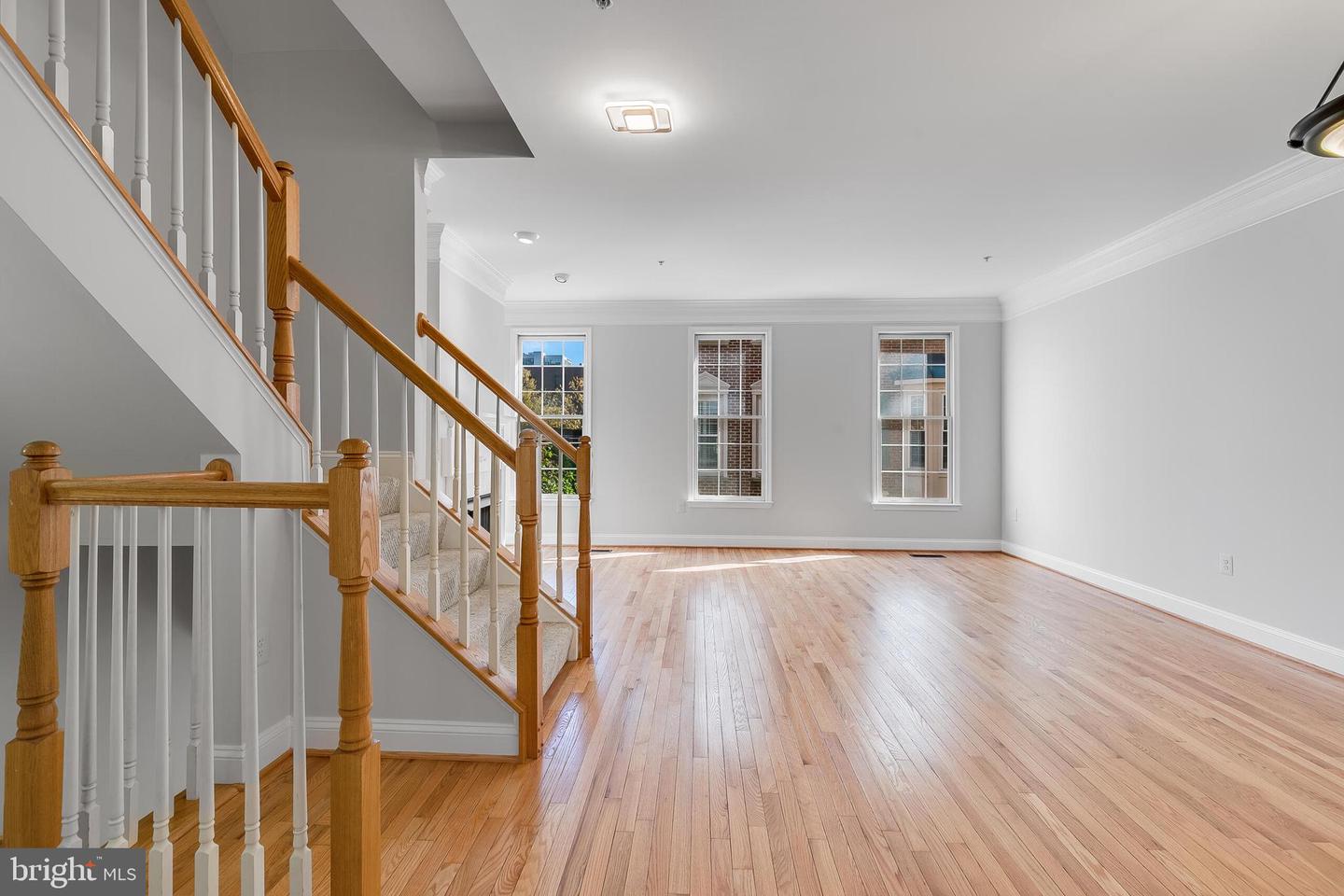 311 HEARTHSTONE MEWS, ALEXANDRIA, Virginia 22314, 3 Bedrooms Bedrooms, ,3 BathroomsBathrooms,Residential,For sale,311 HEARTHSTONE MEWS,VAAX2043078 MLS # VAAX2043078