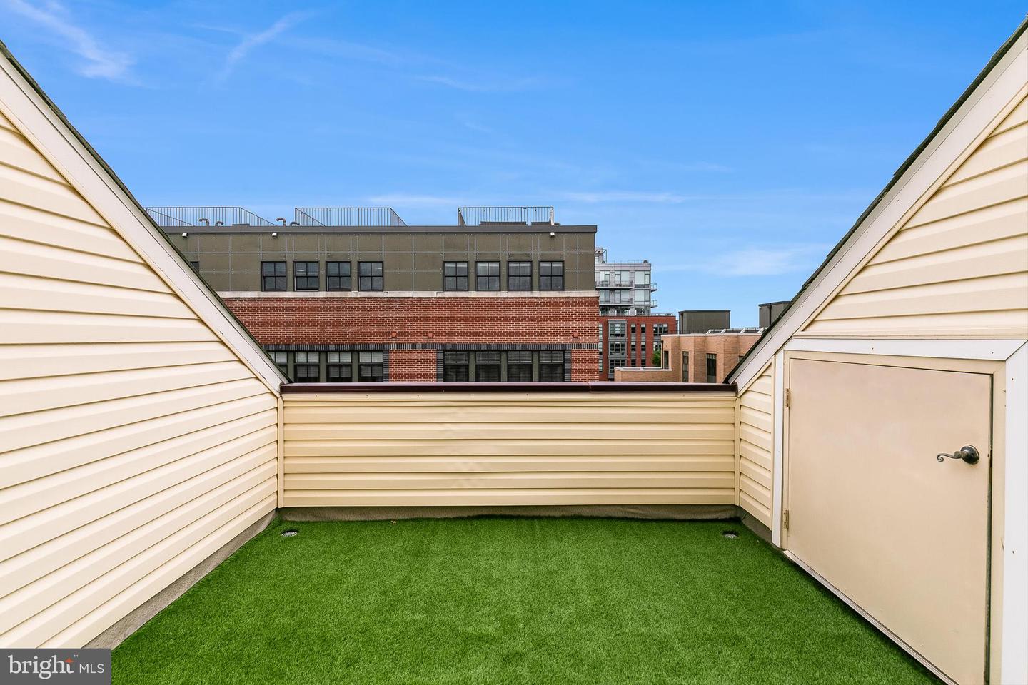 311 HEARTHSTONE MEWS, ALEXANDRIA, Virginia 22314, 3 Bedrooms Bedrooms, ,3 BathroomsBathrooms,Residential,For sale,311 HEARTHSTONE MEWS,VAAX2043078 MLS # VAAX2043078