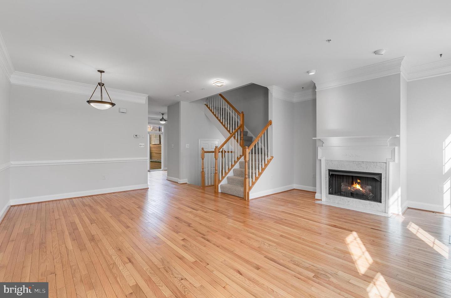 311 HEARTHSTONE MEWS, ALEXANDRIA, Virginia 22314, 3 Bedrooms Bedrooms, ,3 BathroomsBathrooms,Residential,For sale,311 HEARTHSTONE MEWS,VAAX2043078 MLS # VAAX2043078