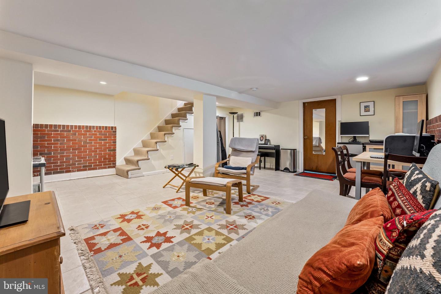 511 TAYLOR ST NW, WASHINGTON, District Of Columbia 20011, 3 Bedrooms Bedrooms, ,3 BathroomsBathrooms,Residential,For sale,511 TAYLOR ST NW,DCDC2192020 MLS # DCDC2192020