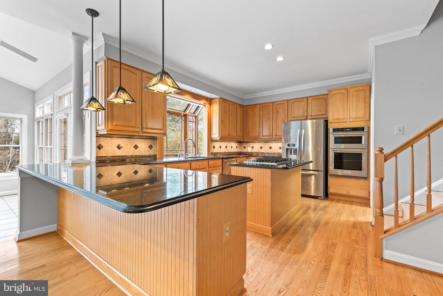 1605 LUPINE DEN CT, VIENNA, Virginia 22182, 6 Bedrooms Bedrooms, ,4 BathroomsBathrooms,Residential,For sale,1605 LUPINE DEN CT,VAFX2230618 MLS # VAFX2230618