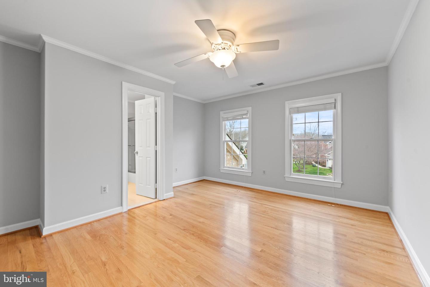 1605 LUPINE DEN CT, VIENNA, Virginia 22182, 6 Bedrooms Bedrooms, ,4 BathroomsBathrooms,Residential,For sale,1605 LUPINE DEN CT,VAFX2230618 MLS # VAFX2230618