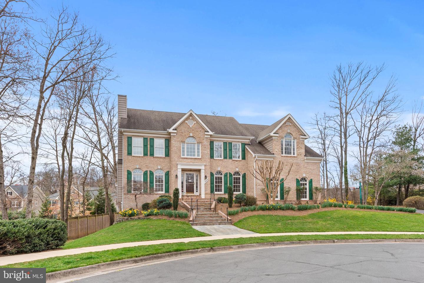 1605 LUPINE DEN CT, VIENNA, Virginia 22182, 6 Bedrooms Bedrooms, ,4 BathroomsBathrooms,Residential,For sale,1605 LUPINE DEN CT,VAFX2230618 MLS # VAFX2230618