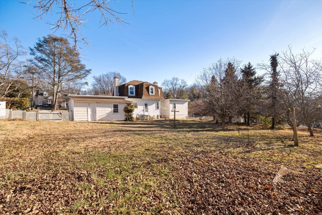 419 COLLEGE CIR, STAUNTON, Virginia 24401, 3 Bedrooms Bedrooms, ,2 BathroomsBathrooms,Residential,419 COLLEGE CIR,659744 MLS # 659744