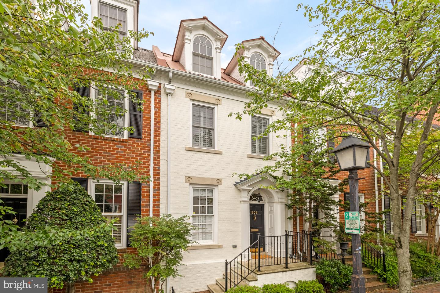 808 CAMERON ST, ALEXANDRIA, Virginia 22314, 3 Bedrooms Bedrooms, ,3 BathroomsBathrooms,Residential,For sale,808 CAMERON ST,VAAX2043488 MLS # VAAX2043488