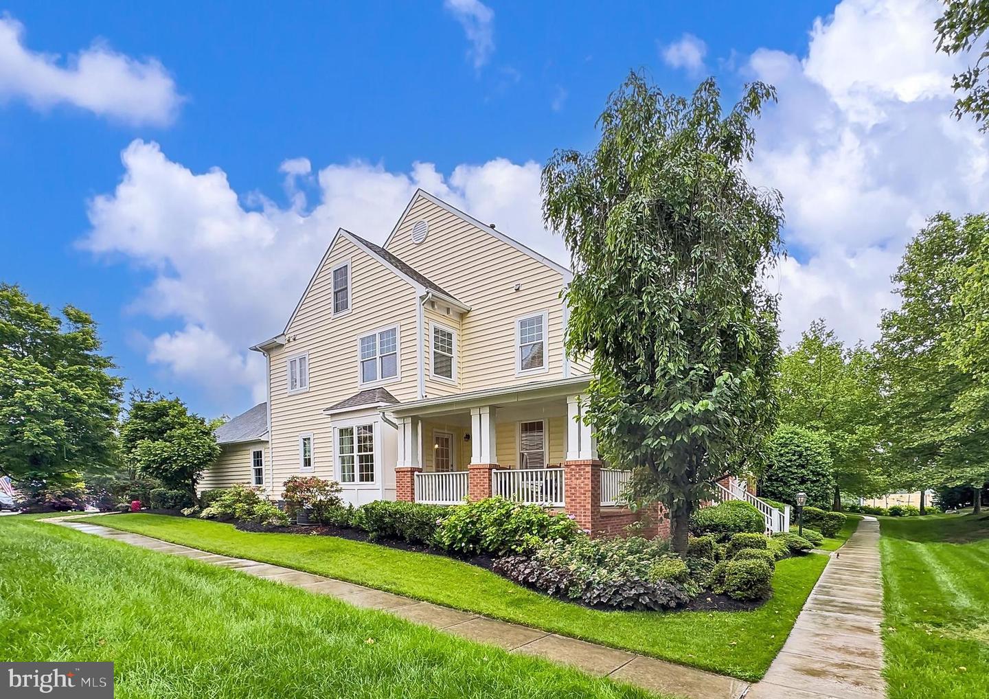 42587 GOOD HOPE LN, BRAMBLETON, Virginia 20148, 5 Bedrooms Bedrooms, ,3 BathroomsBathrooms,Residential,For sale,42587 GOOD HOPE LN,VALO2093036 MLS # VALO2093036