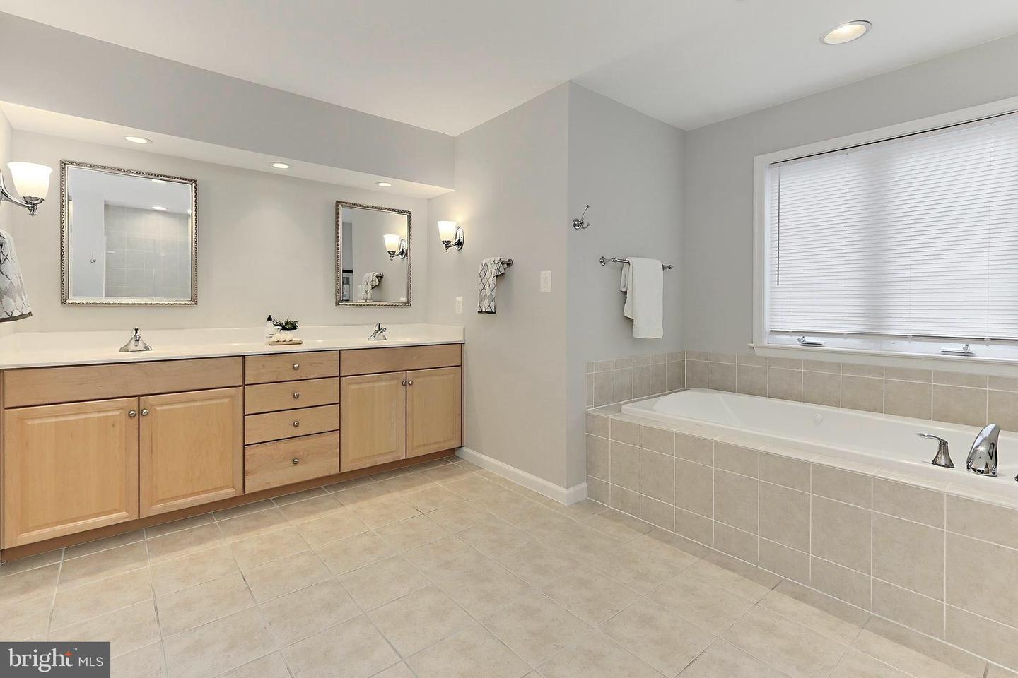 42587 GOOD HOPE LN, BRAMBLETON, Virginia 20148, 5 Bedrooms Bedrooms, ,3 BathroomsBathrooms,Residential,For sale,42587 GOOD HOPE LN,VALO2093036 MLS # VALO2093036