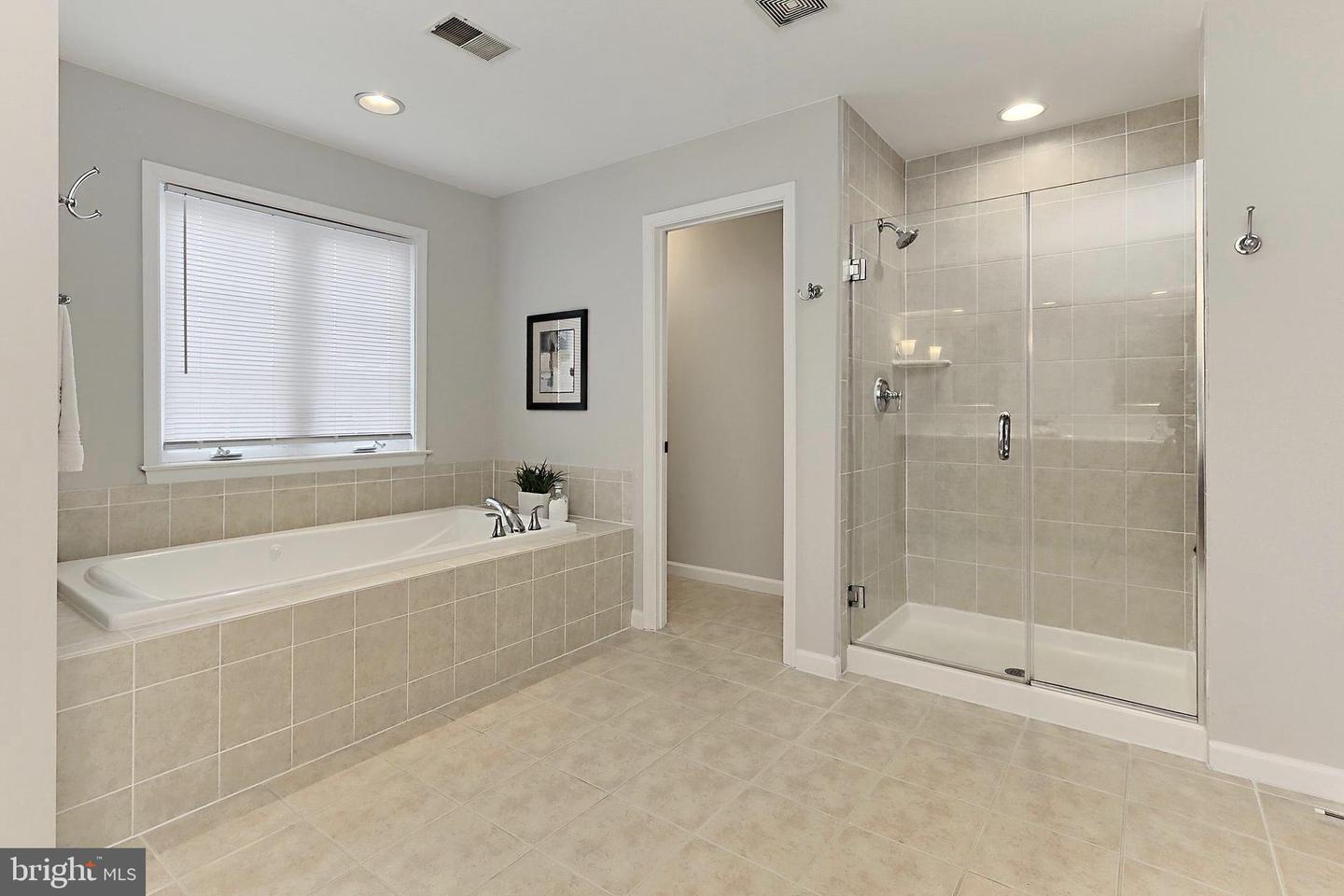 42587 GOOD HOPE LN, BRAMBLETON, Virginia 20148, 5 Bedrooms Bedrooms, ,3 BathroomsBathrooms,Residential,For sale,42587 GOOD HOPE LN,VALO2093036 MLS # VALO2093036