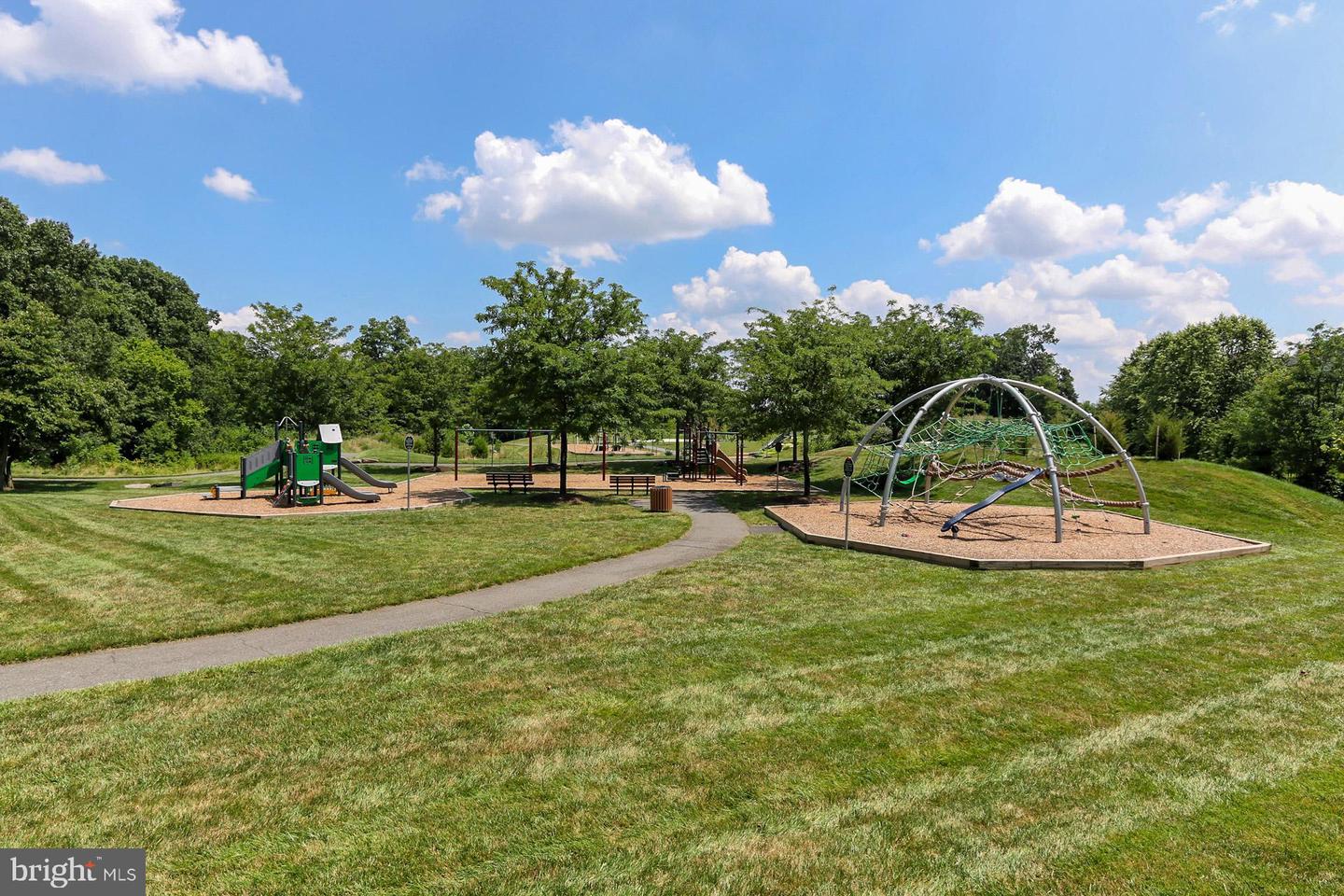 42587 GOOD HOPE LN, BRAMBLETON, Virginia 20148, 5 Bedrooms Bedrooms, ,3 BathroomsBathrooms,Residential,For sale,42587 GOOD HOPE LN,VALO2093036 MLS # VALO2093036