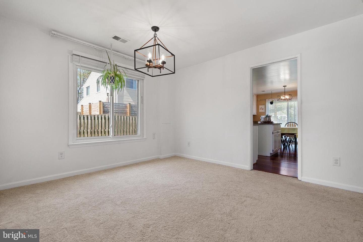 1513 MILLIKENS BEND RD, HERNDON, Virginia 20170, 4 Bedrooms Bedrooms, ,2 BathroomsBathrooms,Residential,For sale,1513 MILLIKENS BEND RD,VAFX2232462 MLS # VAFX2232462