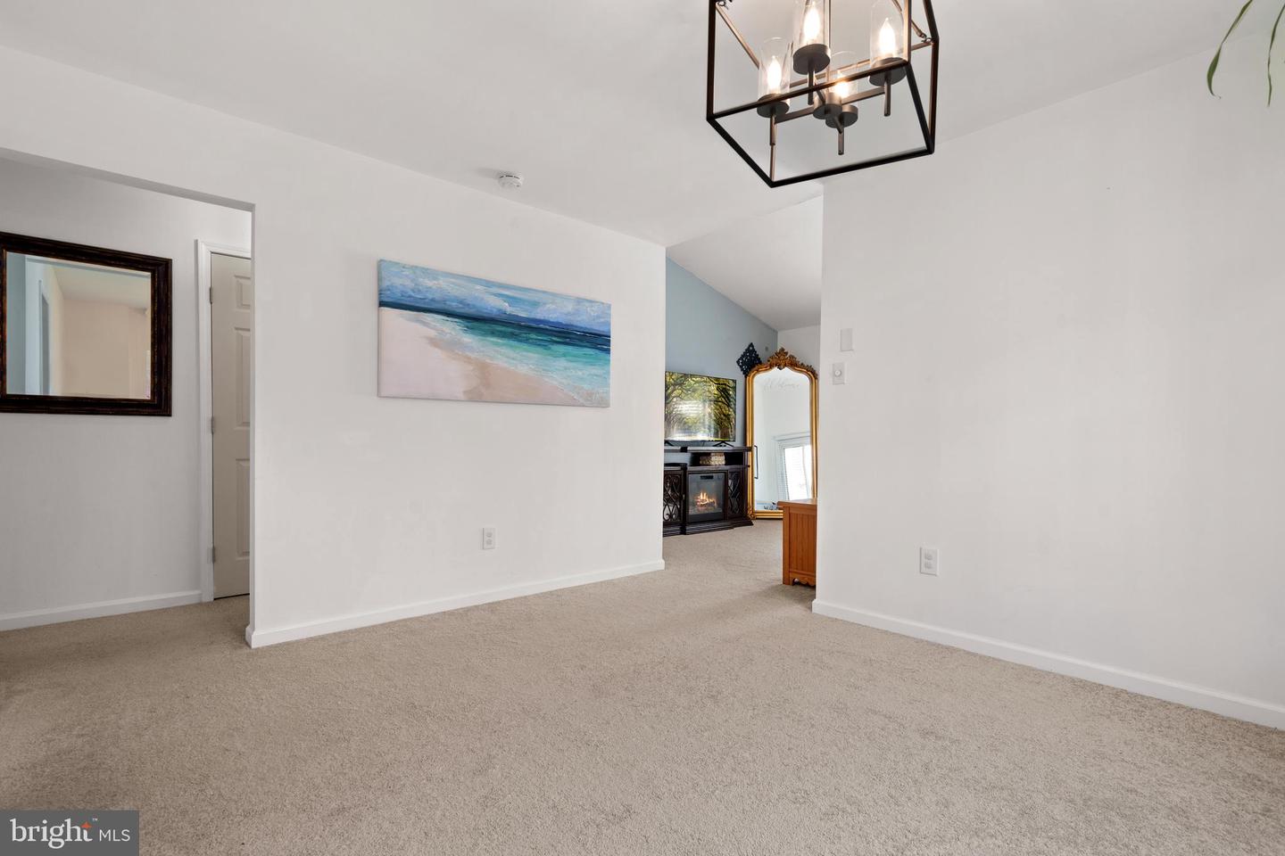 1513 MILLIKENS BEND RD, HERNDON, Virginia 20170, 4 Bedrooms Bedrooms, ,2 BathroomsBathrooms,Residential,For sale,1513 MILLIKENS BEND RD,VAFX2232462 MLS # VAFX2232462