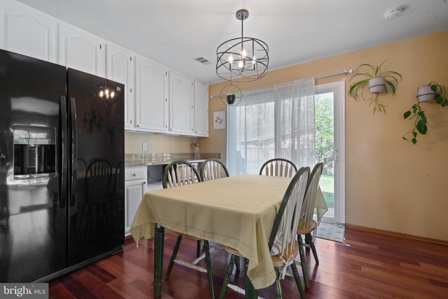 1513 MILLIKENS BEND RD, HERNDON, Virginia 20170, 4 Bedrooms Bedrooms, ,2 BathroomsBathrooms,Residential,For sale,1513 MILLIKENS BEND RD,VAFX2232462 MLS # VAFX2232462