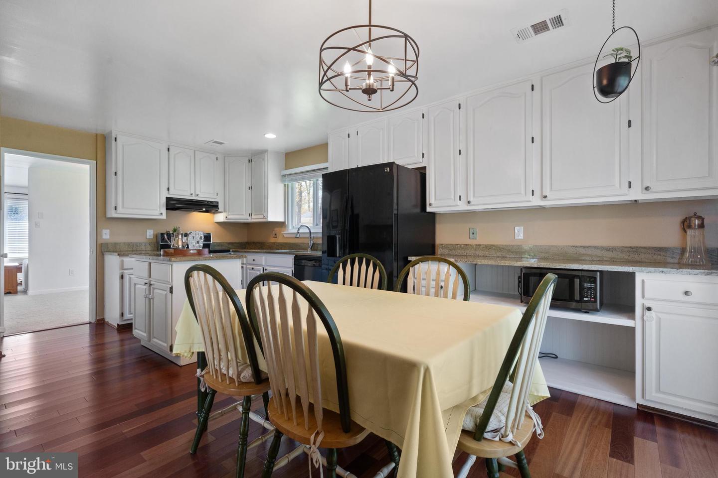 1513 MILLIKENS BEND RD, HERNDON, Virginia 20170, 4 Bedrooms Bedrooms, ,2 BathroomsBathrooms,Residential,For sale,1513 MILLIKENS BEND RD,VAFX2232462 MLS # VAFX2232462