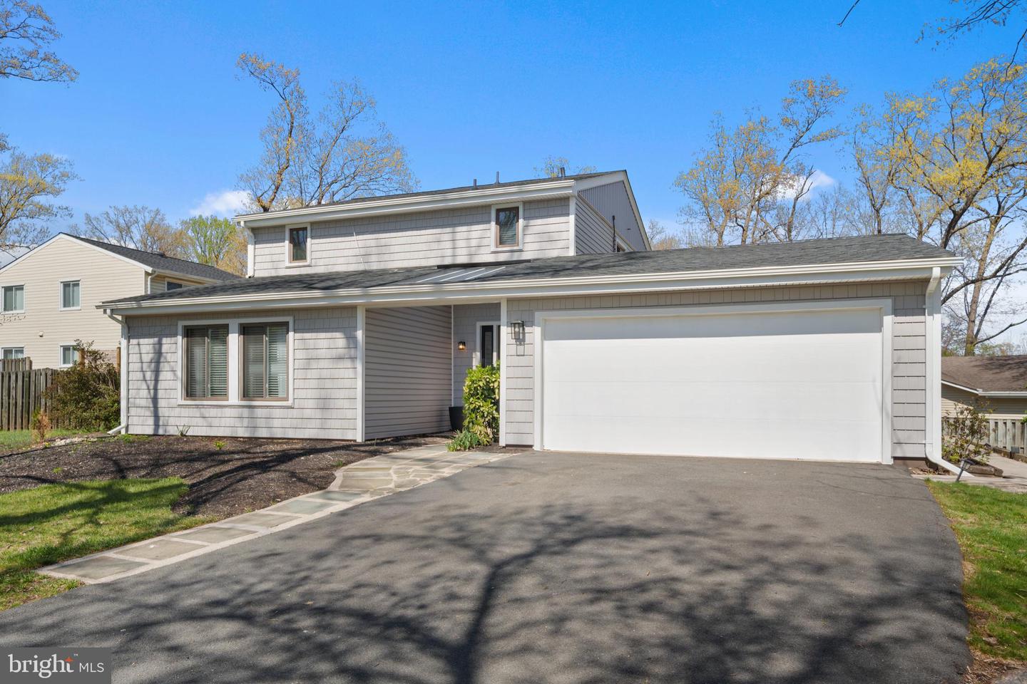 1513 MILLIKENS BEND RD, HERNDON, Virginia 20170, 4 Bedrooms Bedrooms, ,2 BathroomsBathrooms,Residential,For sale,1513 MILLIKENS BEND RD,VAFX2232462 MLS # VAFX2232462