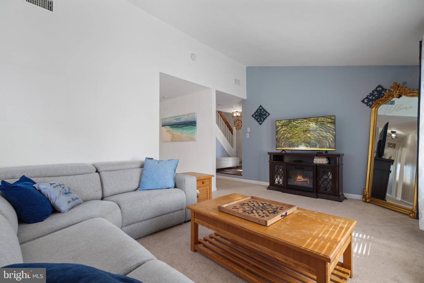 1513 MILLIKENS BEND RD, HERNDON, Virginia 20170, 4 Bedrooms Bedrooms, ,2 BathroomsBathrooms,Residential,For sale,1513 MILLIKENS BEND RD,VAFX2232462 MLS # VAFX2232462