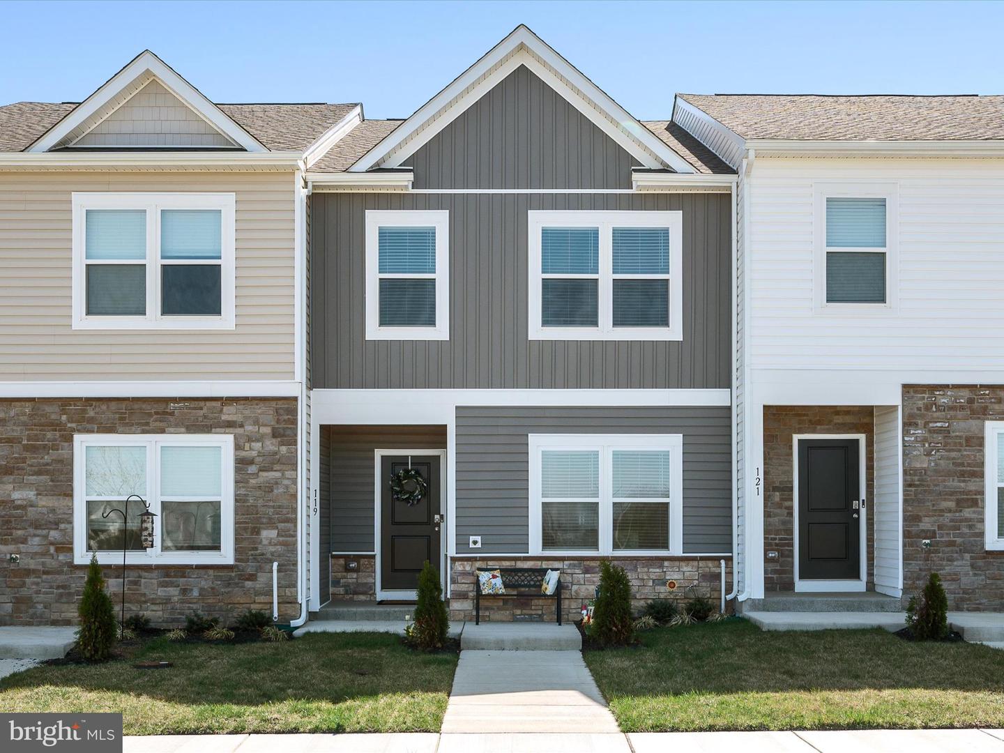 119 TIGNEY DR, STEPHENS CITY, Virginia 22655, 3 Bedrooms Bedrooms, ,2 BathroomsBathrooms,Residential,For sale,119 TIGNEY DR,VAFV2033338 MLS # VAFV2033338