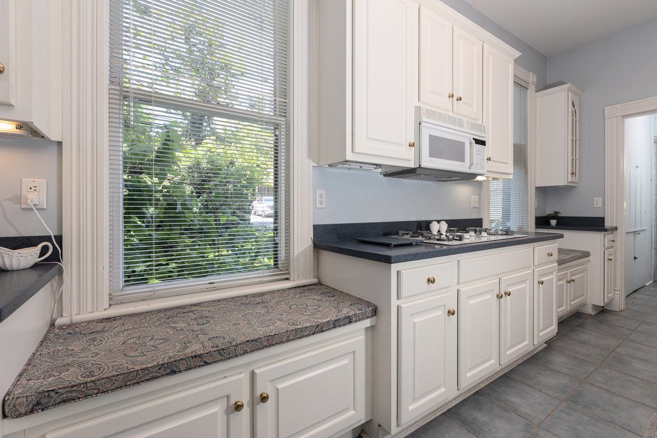 557 S WAYNE AVE, WAYNESBORO, Virginia 22980, 4 Bedrooms Bedrooms, ,4 BathroomsBathrooms,Residential,557 S WAYNE AVE,665069 MLS # 665069