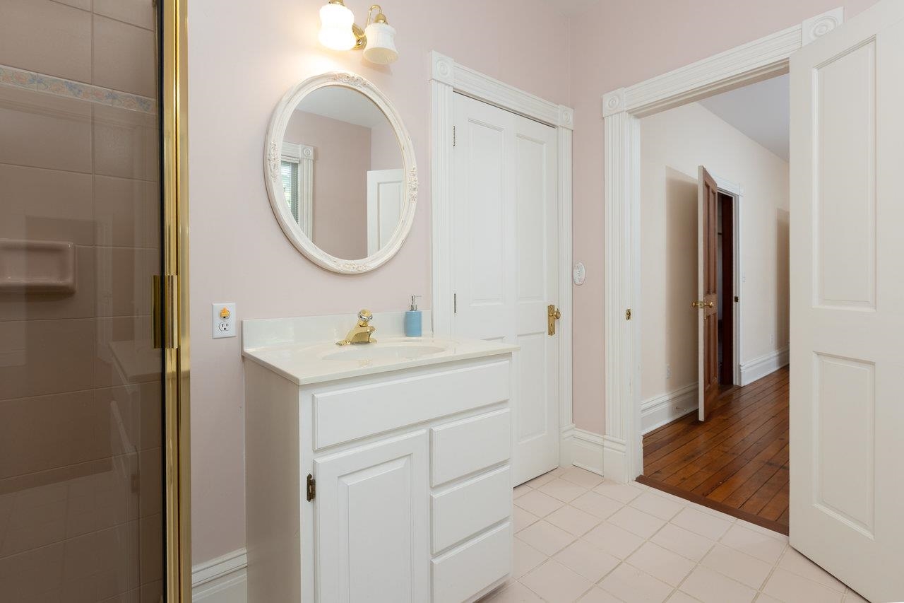 557 S WAYNE AVE, WAYNESBORO, Virginia 22980, 4 Bedrooms Bedrooms, ,4 BathroomsBathrooms,Residential,557 S WAYNE AVE,665069 MLS # 665069