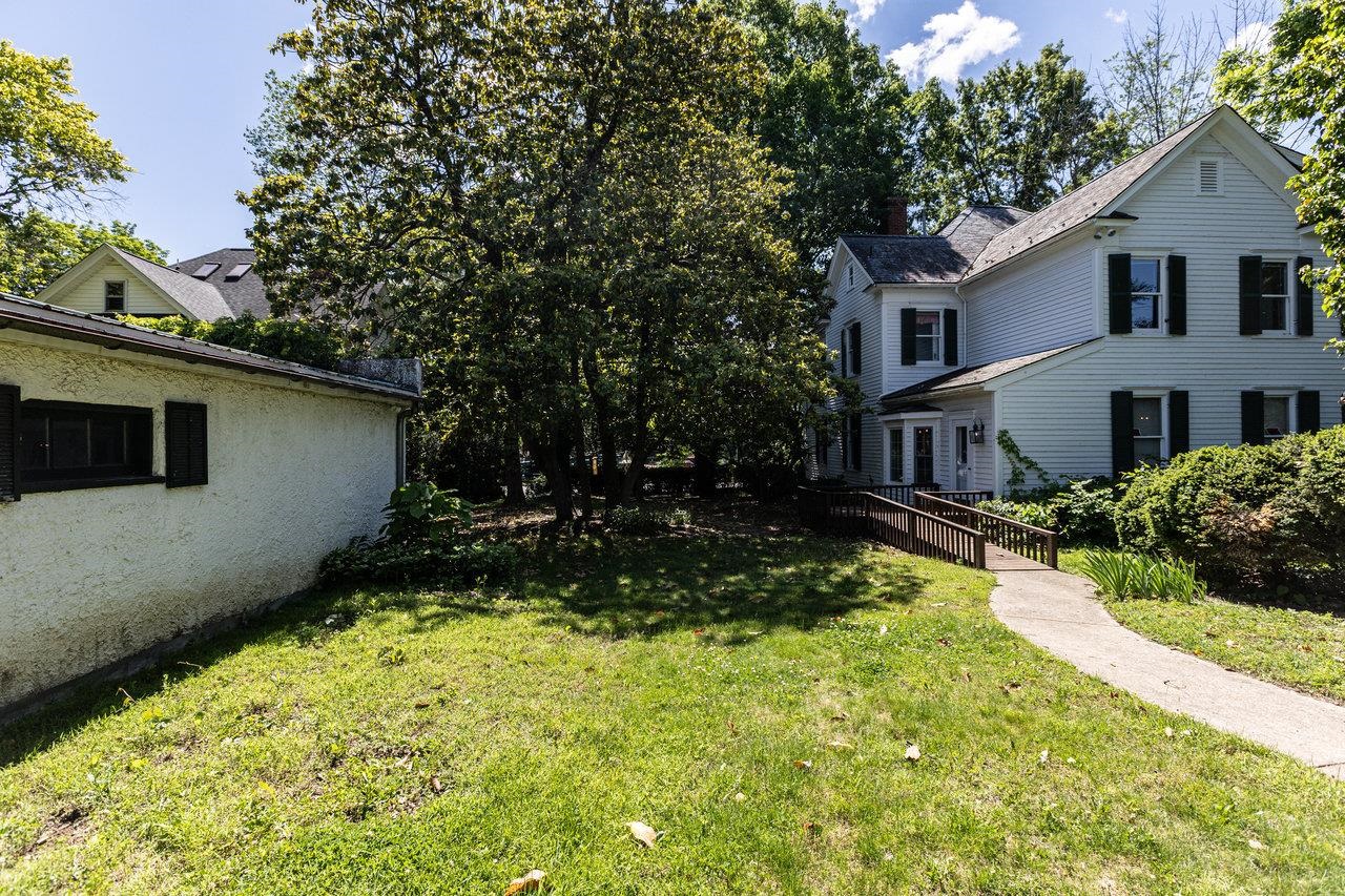 557 S WAYNE AVE, WAYNESBORO, Virginia 22980, 4 Bedrooms Bedrooms, ,4 BathroomsBathrooms,Residential,557 S WAYNE AVE,665069 MLS # 665069