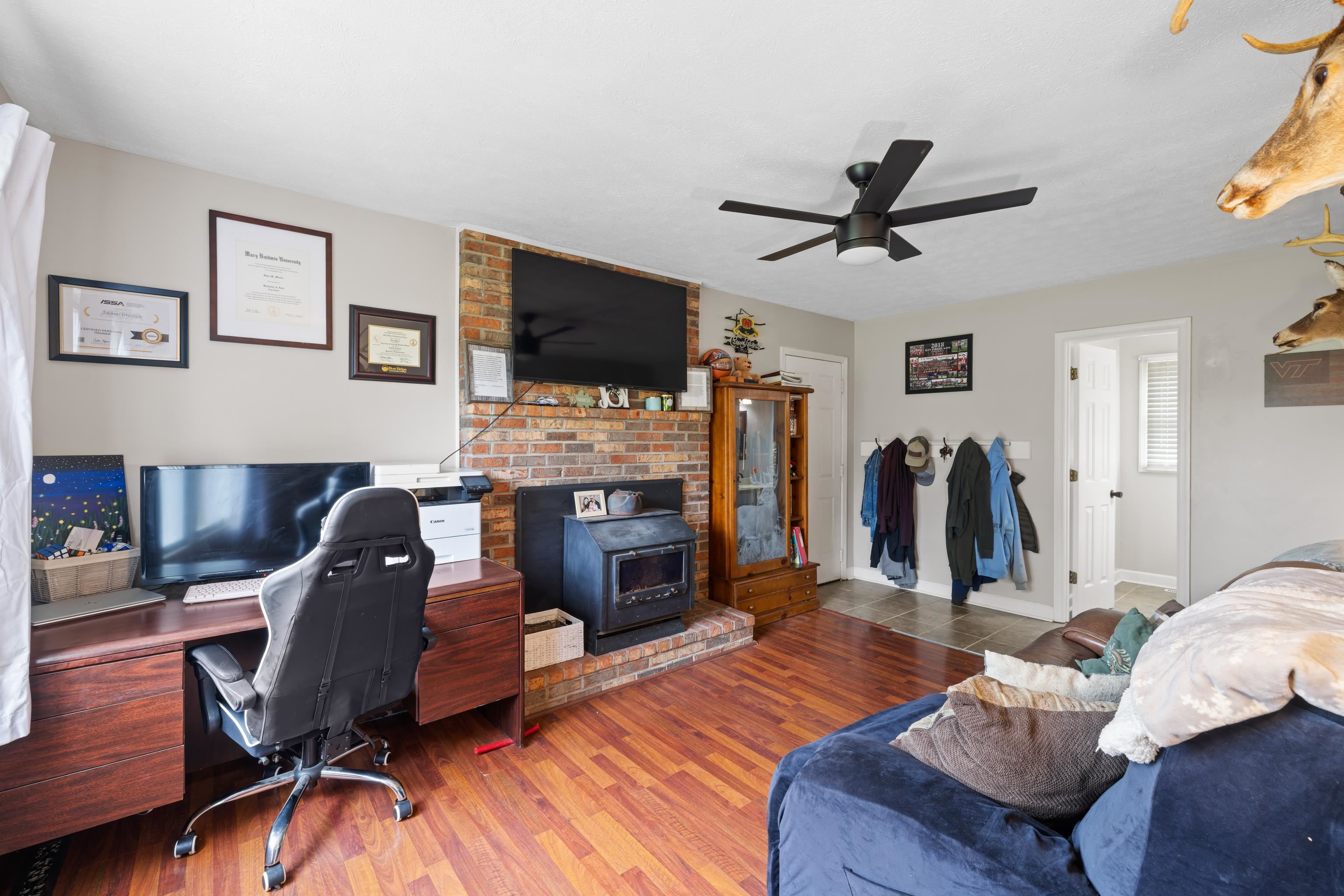 701 HORSESHOE CIR, STUARTS DRAFT, Virginia 24477, 4 Bedrooms Bedrooms, ,2 BathroomsBathrooms,Residential,701 HORSESHOE CIR,665070 MLS # 665070