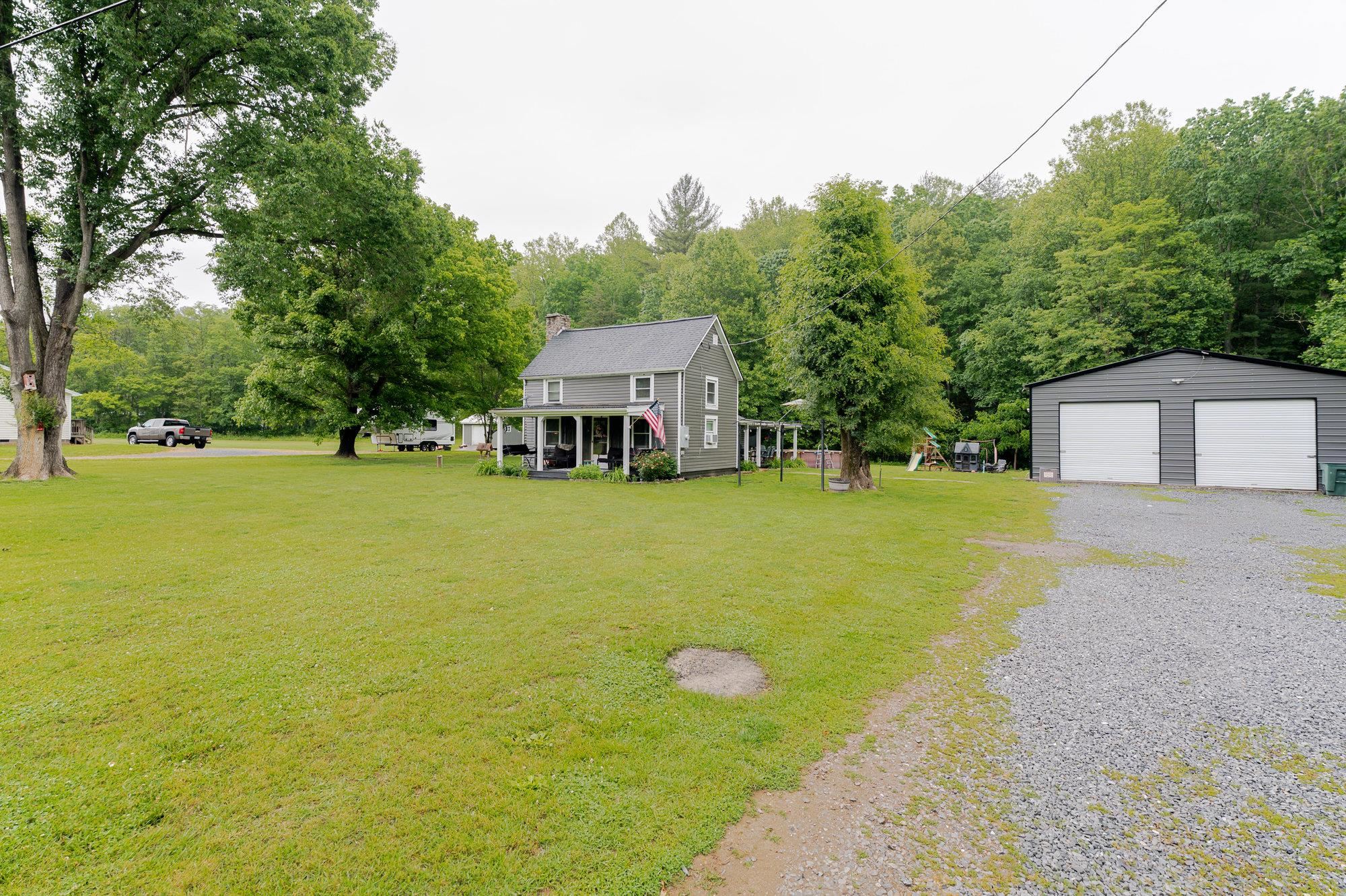 2420 JOLLETT RD, ELKTON, Virginia 22827, 3 Bedrooms Bedrooms, ,1 BathroomBathrooms,Residential,2420 JOLLETT RD,665099 MLS # 665099