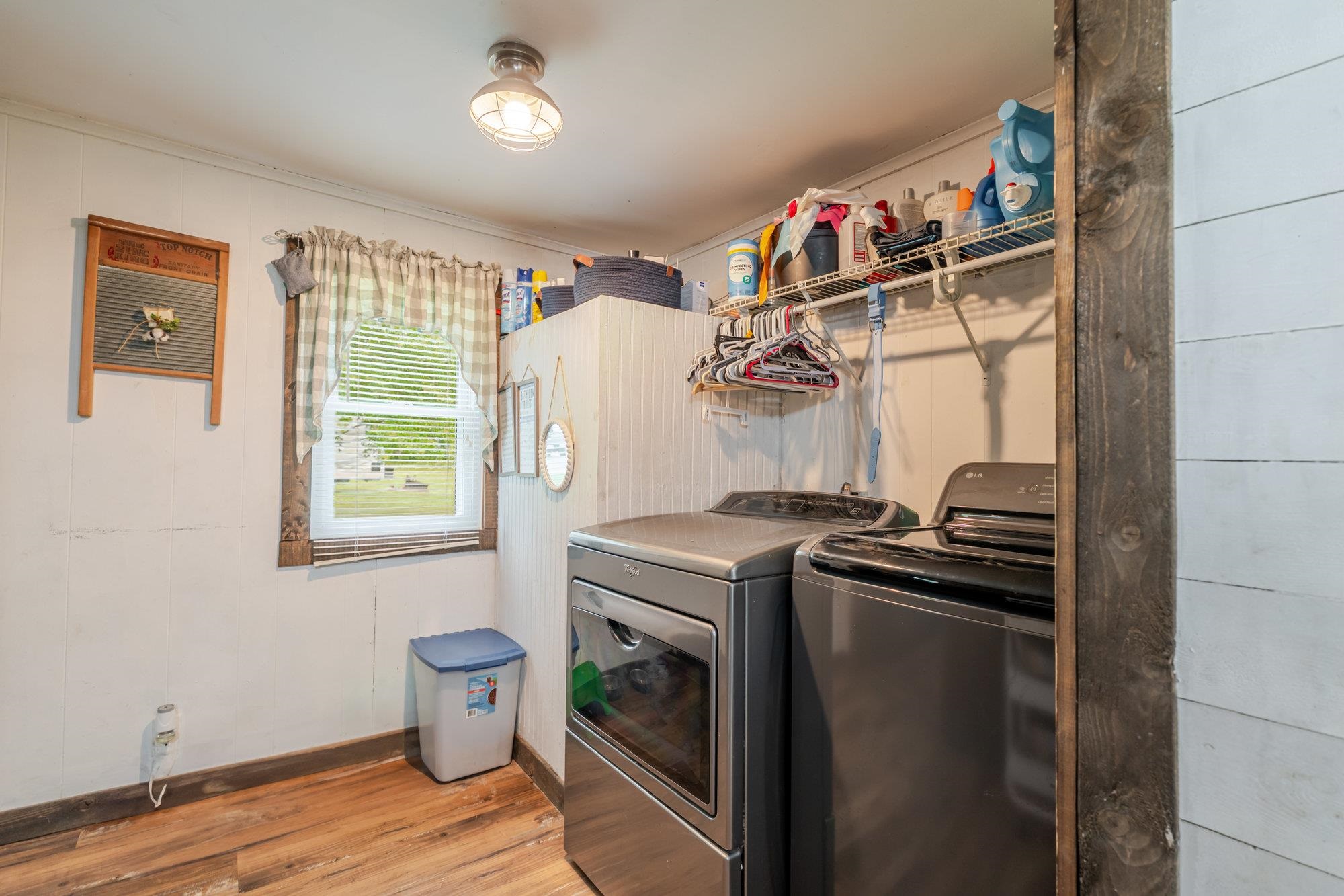 2420 JOLLETT RD, ELKTON, Virginia 22827, 3 Bedrooms Bedrooms, ,1 BathroomBathrooms,Residential,2420 JOLLETT RD,665099 MLS # 665099