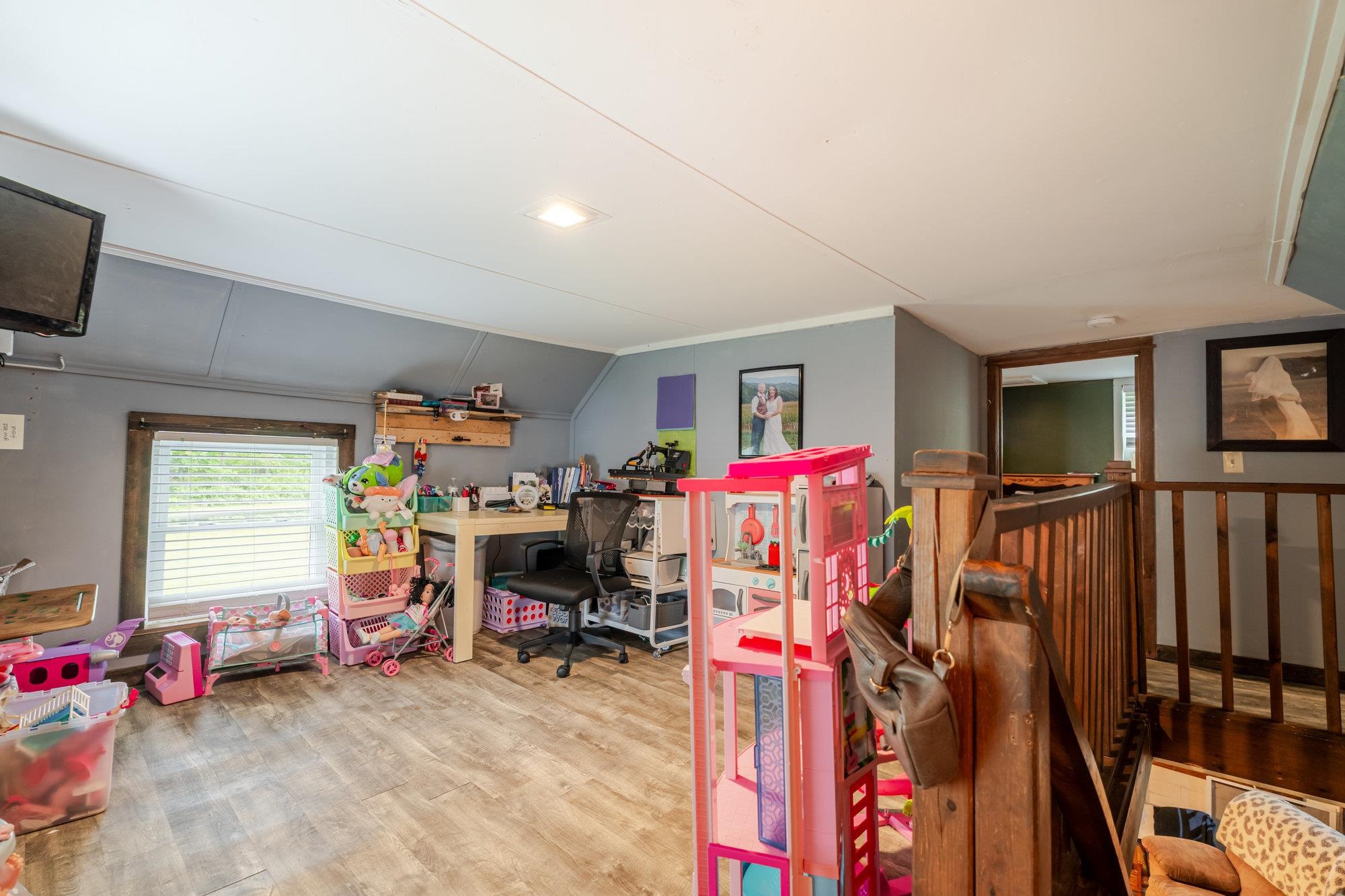 2420 JOLLETT RD, ELKTON, Virginia 22827, 3 Bedrooms Bedrooms, ,1 BathroomBathrooms,Residential,2420 JOLLETT RD,665099 MLS # 665099