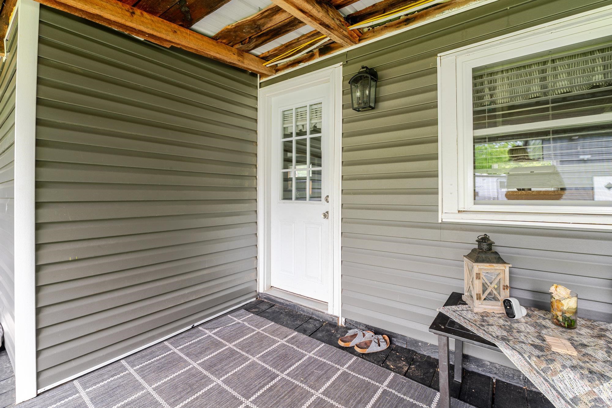 2420 JOLLETT RD, ELKTON, Virginia 22827, 3 Bedrooms Bedrooms, ,1 BathroomBathrooms,Residential,2420 JOLLETT RD,665099 MLS # 665099