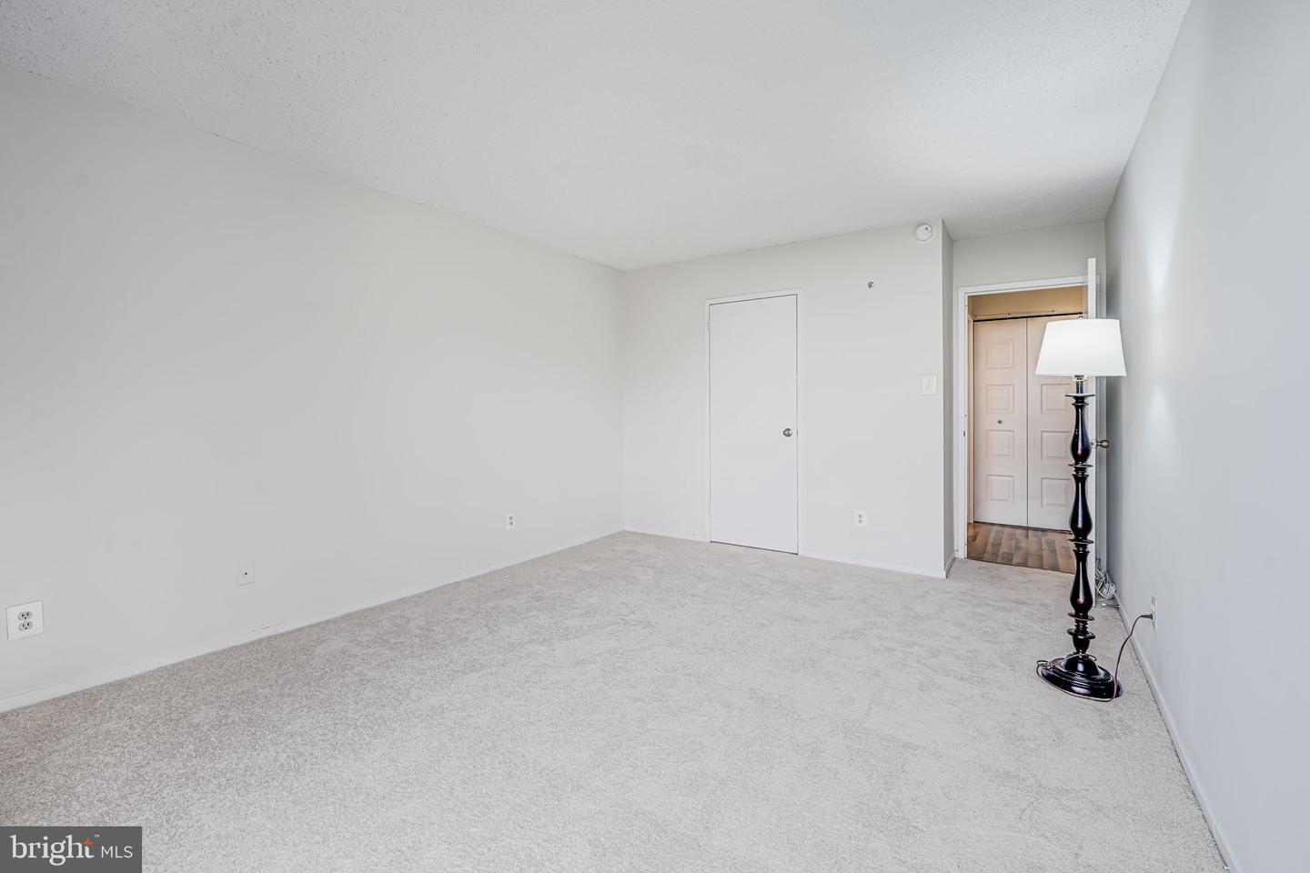 2311 PIMMIT DR #1102, FALLS CHURCH, Virginia 22043, 1 Bedroom Bedrooms, ,1 BathroomBathrooms,Residential,For sale,2311 PIMMIT DR #1102,VAFX2233306 MLS # VAFX2233306
