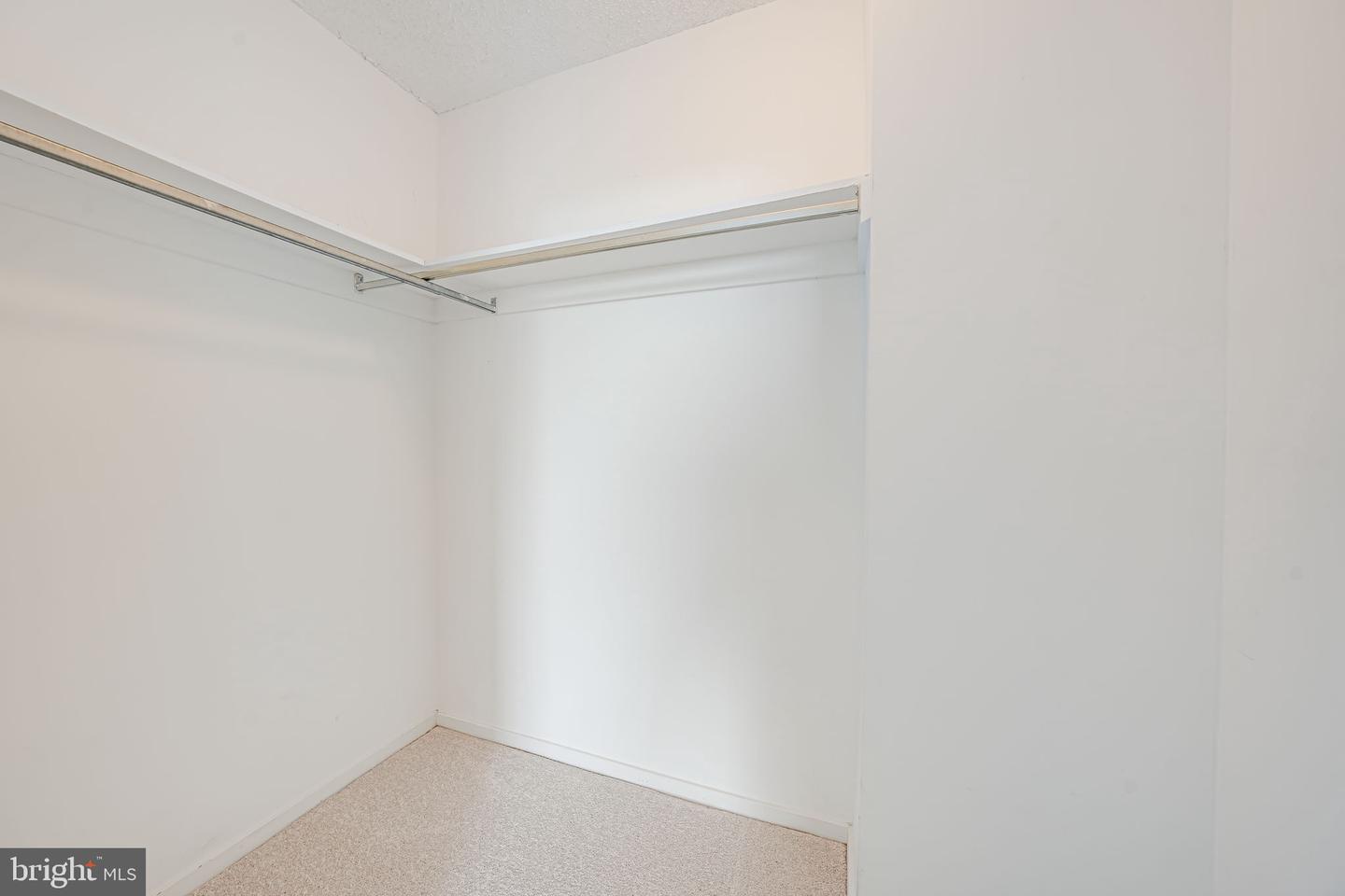 2311 PIMMIT DR #1102, FALLS CHURCH, Virginia 22043, 1 Bedroom Bedrooms, ,1 BathroomBathrooms,Residential,For sale,2311 PIMMIT DR #1102,VAFX2233306 MLS # VAFX2233306