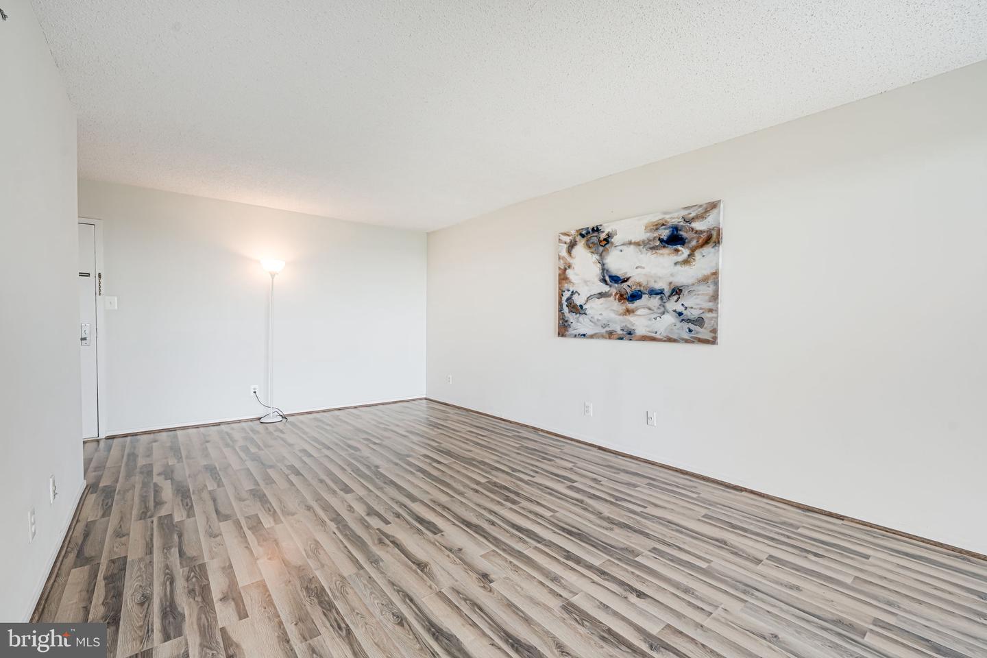 2311 PIMMIT DR #1102, FALLS CHURCH, Virginia 22043, 1 Bedroom Bedrooms, ,1 BathroomBathrooms,Residential,For sale,2311 PIMMIT DR #1102,VAFX2233306 MLS # VAFX2233306