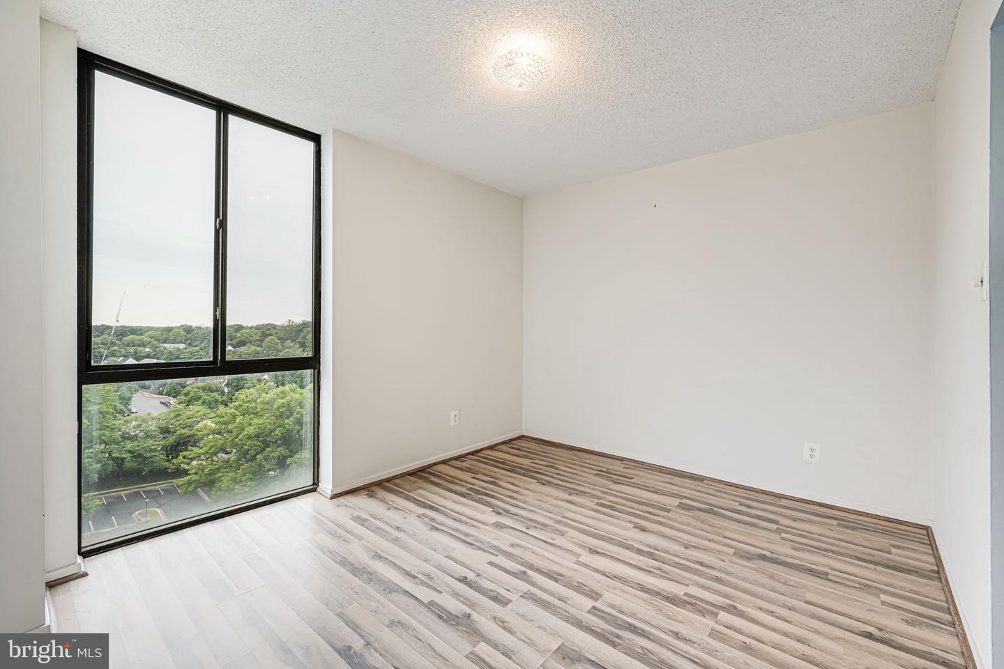 2311 PIMMIT DR #1102, FALLS CHURCH, Virginia 22043, 1 Bedroom Bedrooms, ,1 BathroomBathrooms,Residential,For sale,2311 PIMMIT DR #1102,VAFX2233306 MLS # VAFX2233306