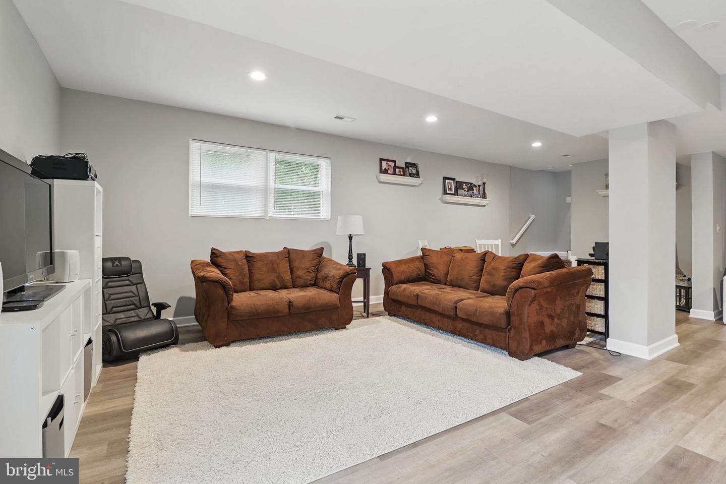 1400 SPRING LAKE DR, HAYMARKET, Virginia 20169, 3 Bedrooms Bedrooms, ,2 BathroomsBathrooms,Residential,For sale,1400 SPRING LAKE DR,VAPW2091812 MLS # VAPW2091812