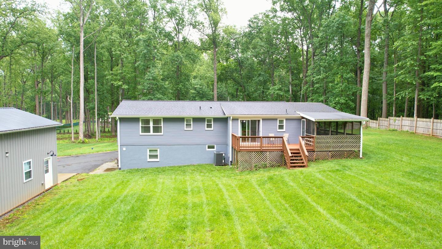 1400 SPRING LAKE DR, HAYMARKET, Virginia 20169, 3 Bedrooms Bedrooms, ,2 BathroomsBathrooms,Residential,For sale,1400 SPRING LAKE DR,VAPW2091812 MLS # VAPW2091812