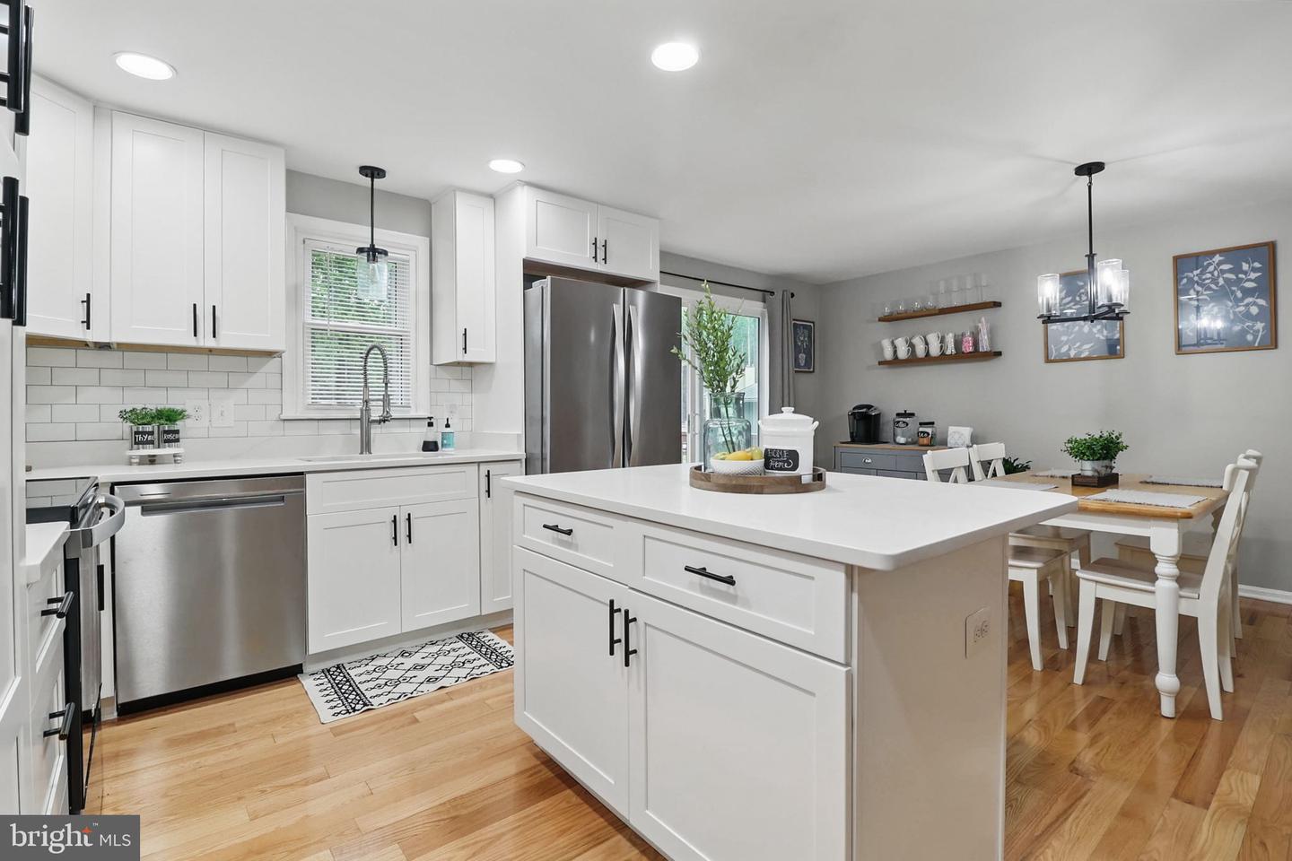1400 SPRING LAKE DR, HAYMARKET, Virginia 20169, 3 Bedrooms Bedrooms, ,2 BathroomsBathrooms,Residential,For sale,1400 SPRING LAKE DR,VAPW2091812 MLS # VAPW2091812