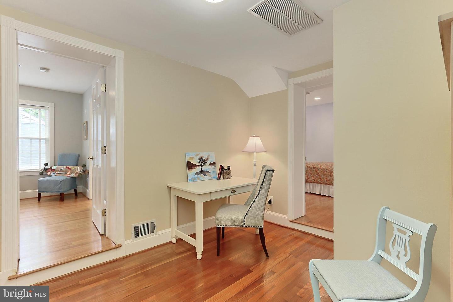 7221 TIMBER LN, FALLS CHURCH, Virginia 22046, 6 Bedrooms Bedrooms, ,4 BathroomsBathrooms,Residential,For sale,7221 TIMBER LN,VAFX2233936 MLS # VAFX2233936