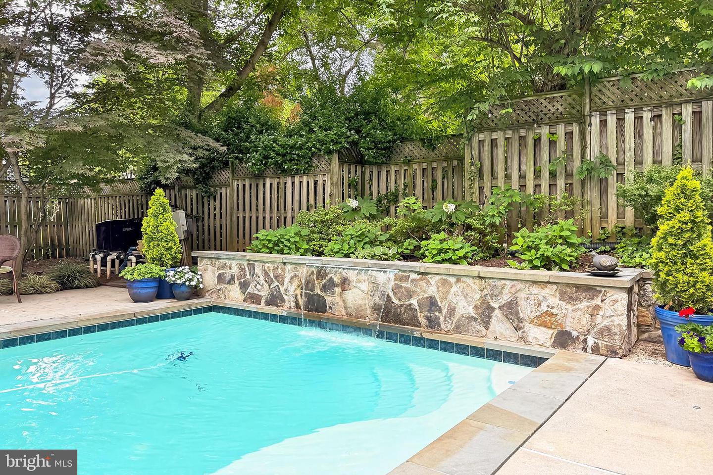 7221 TIMBER LN, FALLS CHURCH, Virginia 22046, 6 Bedrooms Bedrooms, ,4 BathroomsBathrooms,Residential,For sale,7221 TIMBER LN,VAFX2233936 MLS # VAFX2233936
